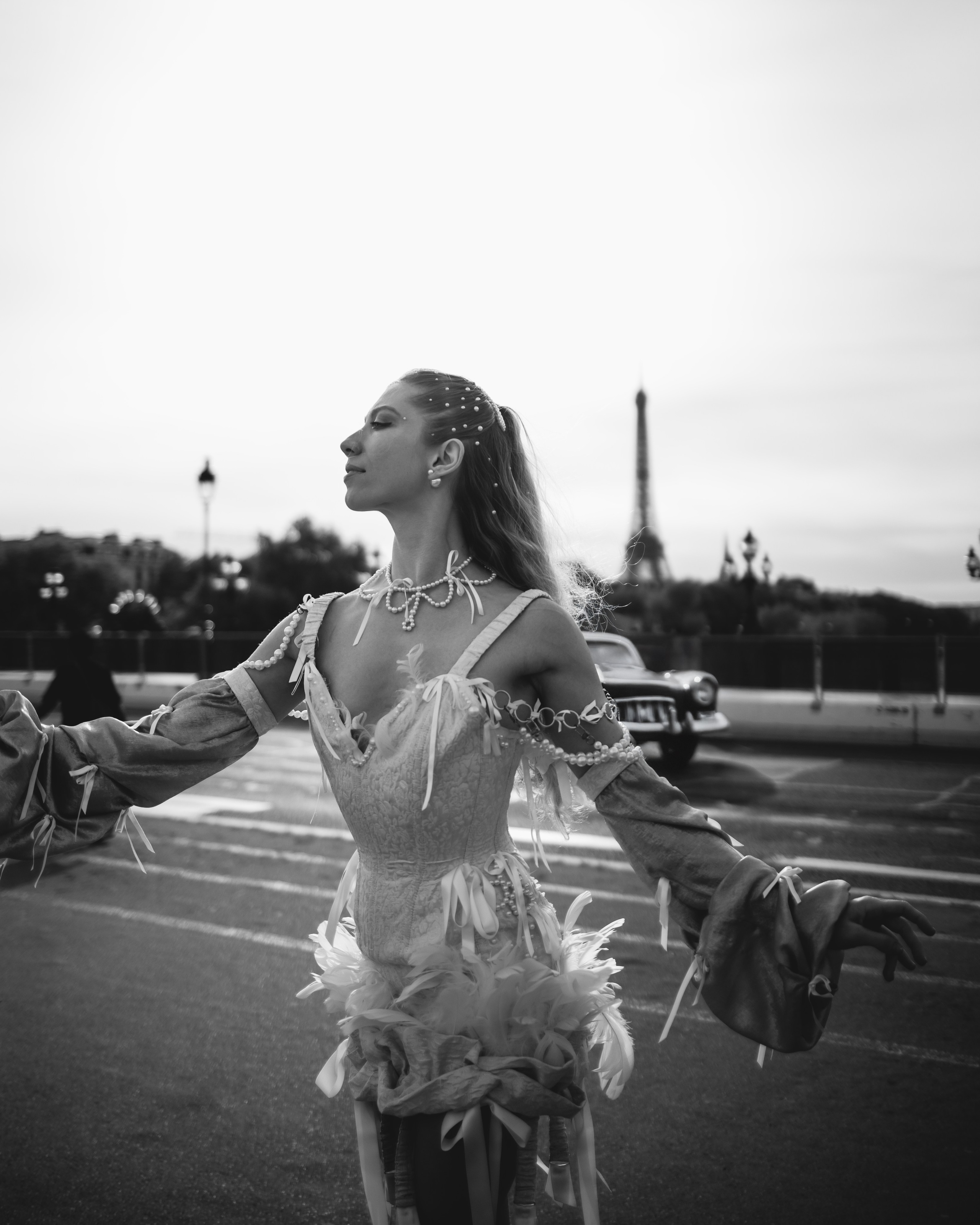 Ballerina in Paris. Professional wedding photographer in Copenhagen, Denmark — Julia Byron