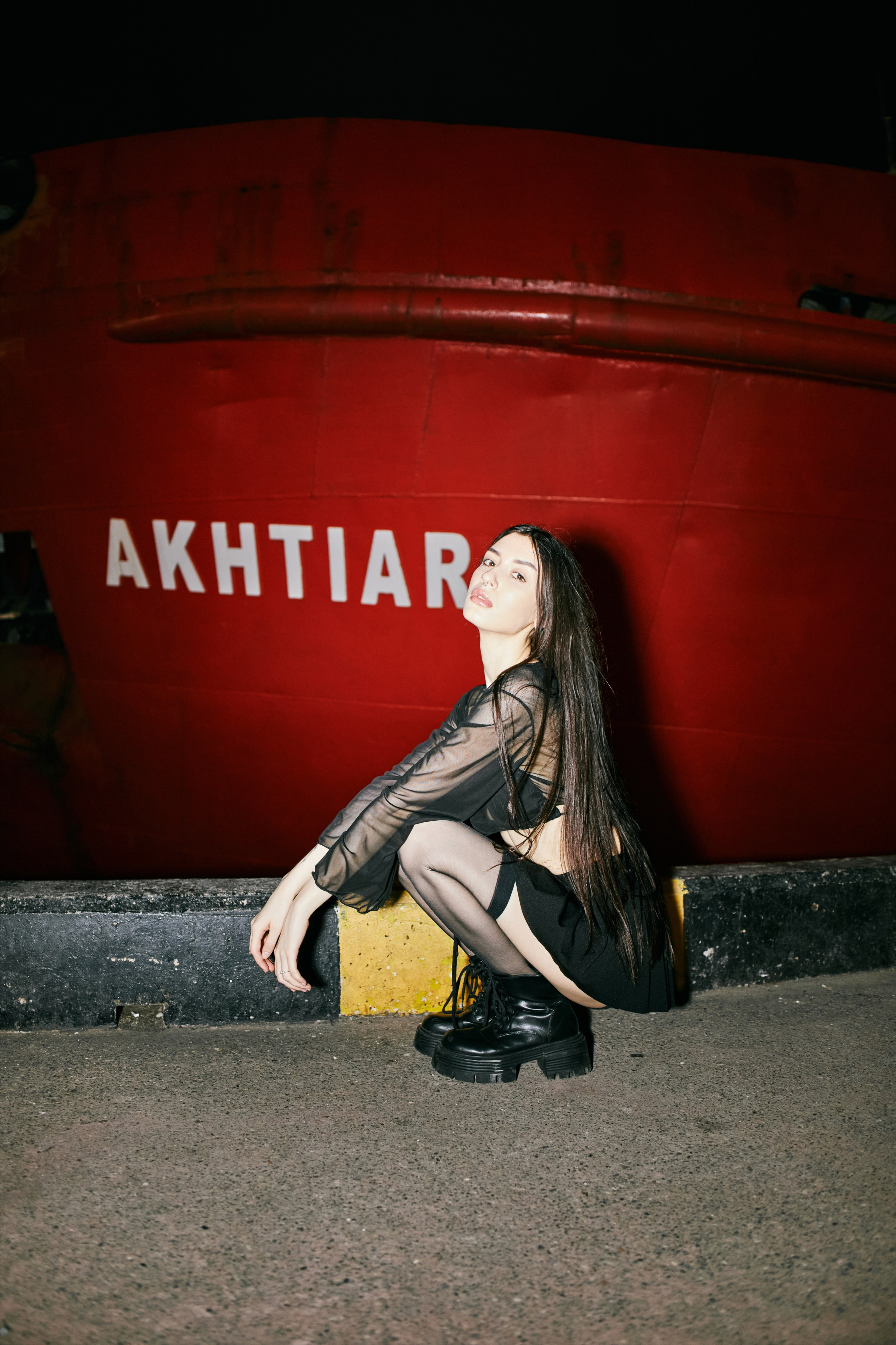 Tbilisi by Night: Atmospheric Portrait Photography with a Flash in the Old Town. Photographer & videographer in Tbilisi, Georgia