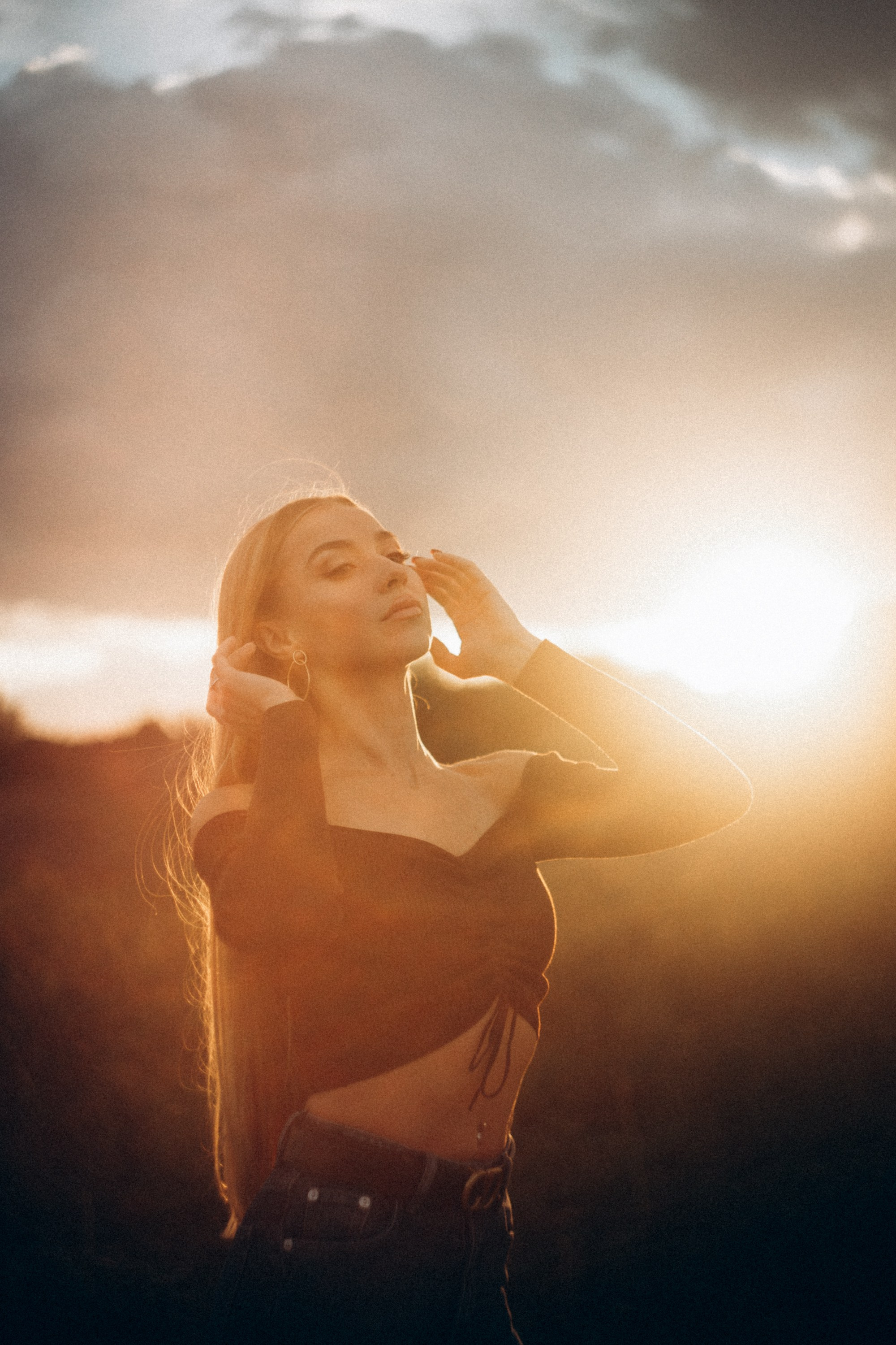 Outdoor Portrait Photoshoot: The Magic of Sunset Light in Tbilisi. Photographer & videographer in Tbilisi, Georgia