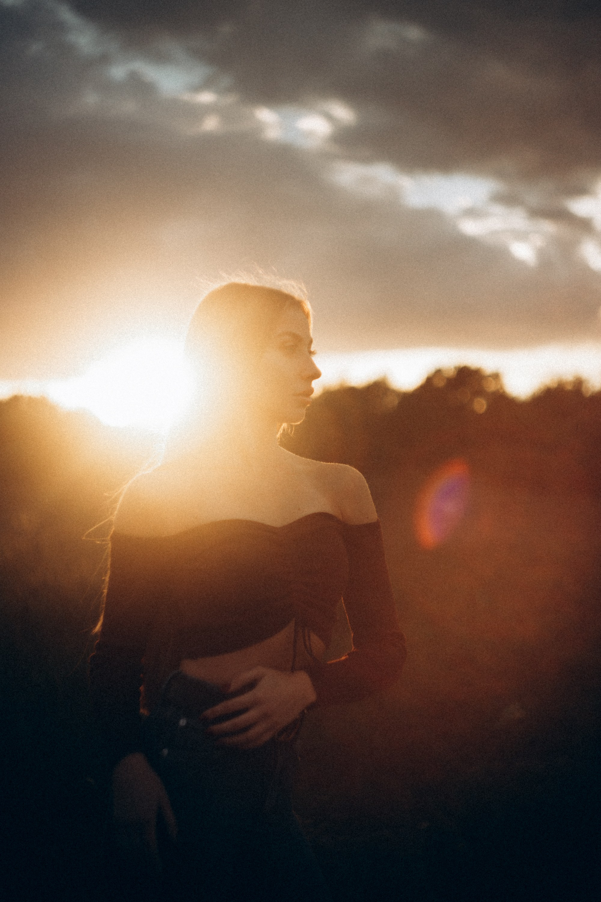 Outdoor Portrait Photoshoot: The Magic of Sunset Light in Tbilisi. Photographer & videographer in Tbilisi, Georgia