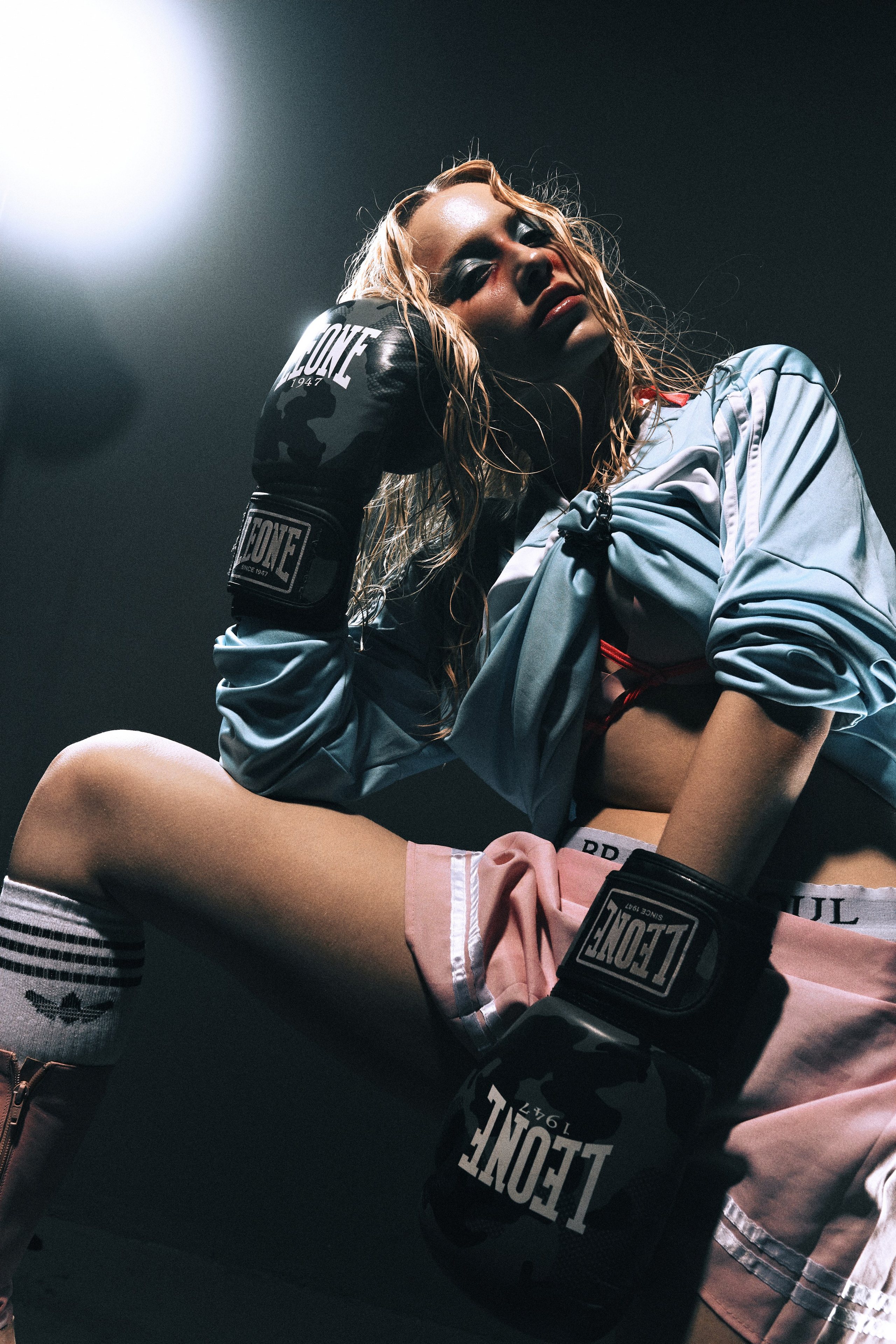 Спортивная фотосессия Александры в Тбилиси | Боксёрский Fashion-портрет