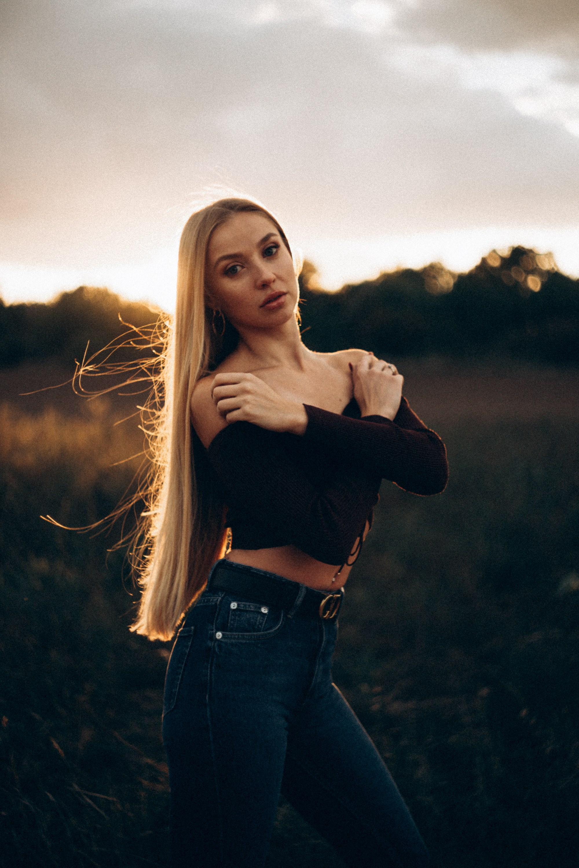 Outdoor Portrait Photoshoot: The Magic of Sunset Light in Tbilisi. Photographer & videographer in Tbilisi, Georgia