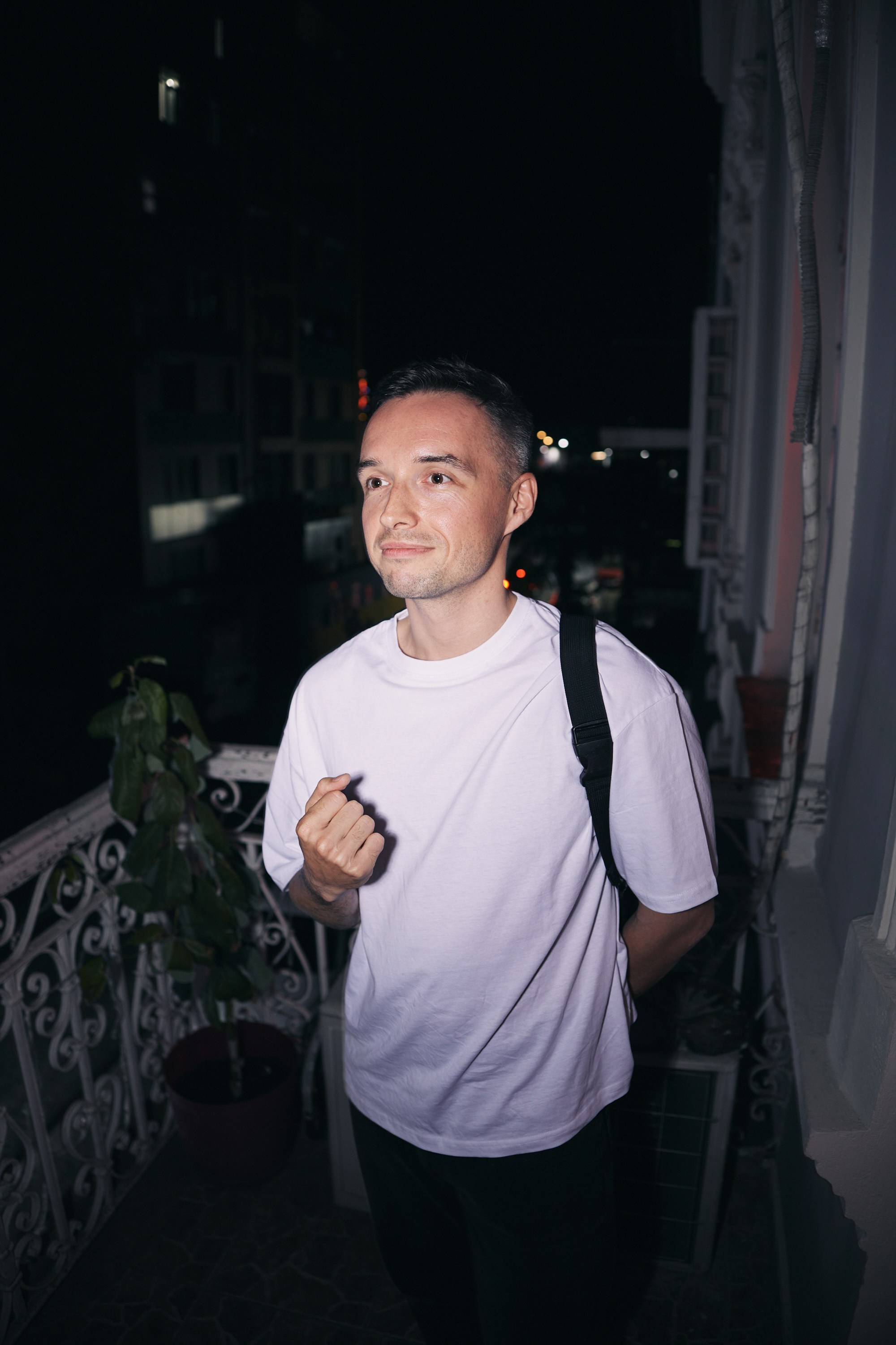 Club Photo Reportage: Live Coverage from the Party at the Tbilisi Bar. Photographer & videographer in Tbilisi, Georgia