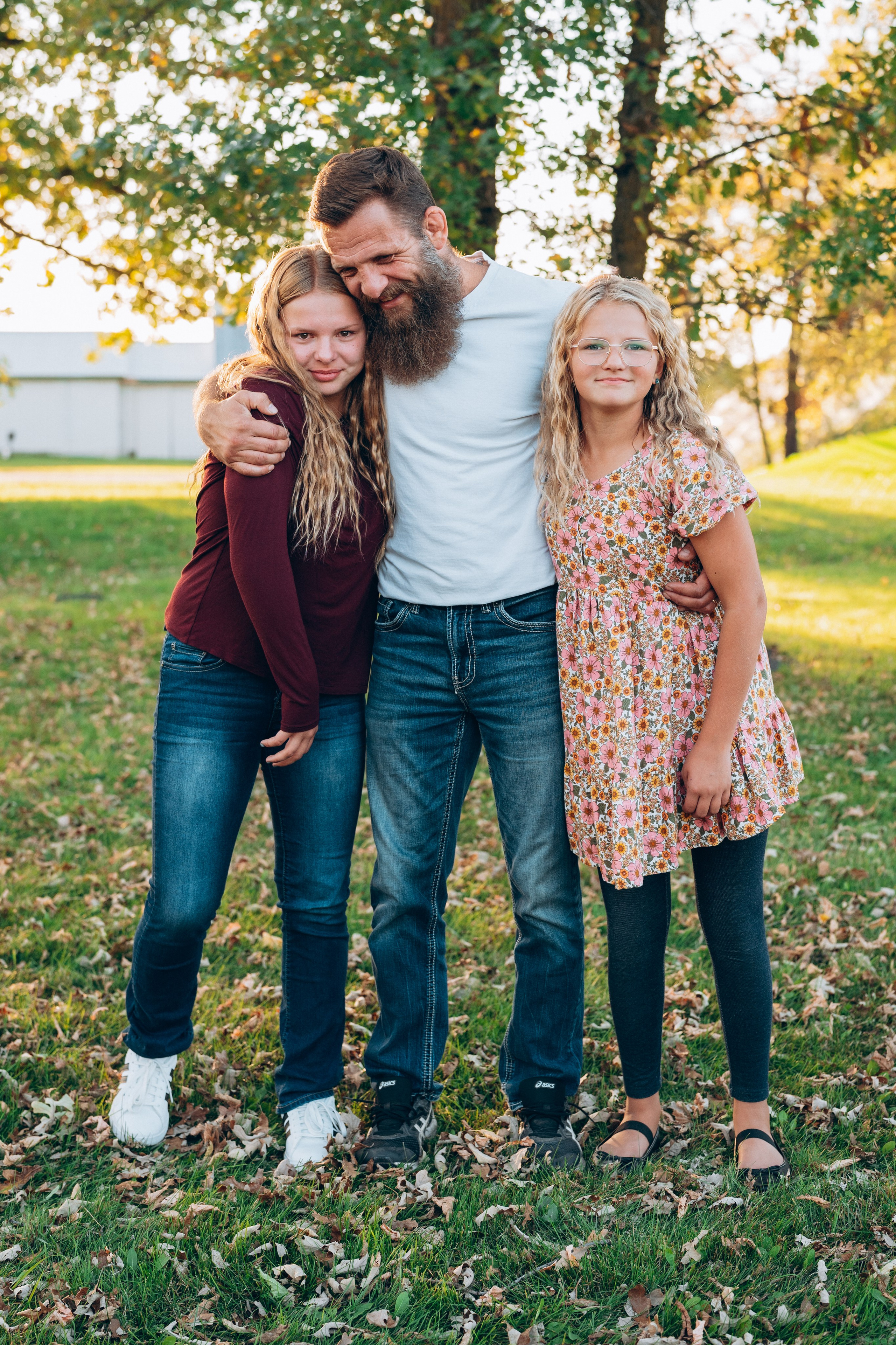 Tiffany and John’s family. Photographer Viktoriia Skavronskaya
