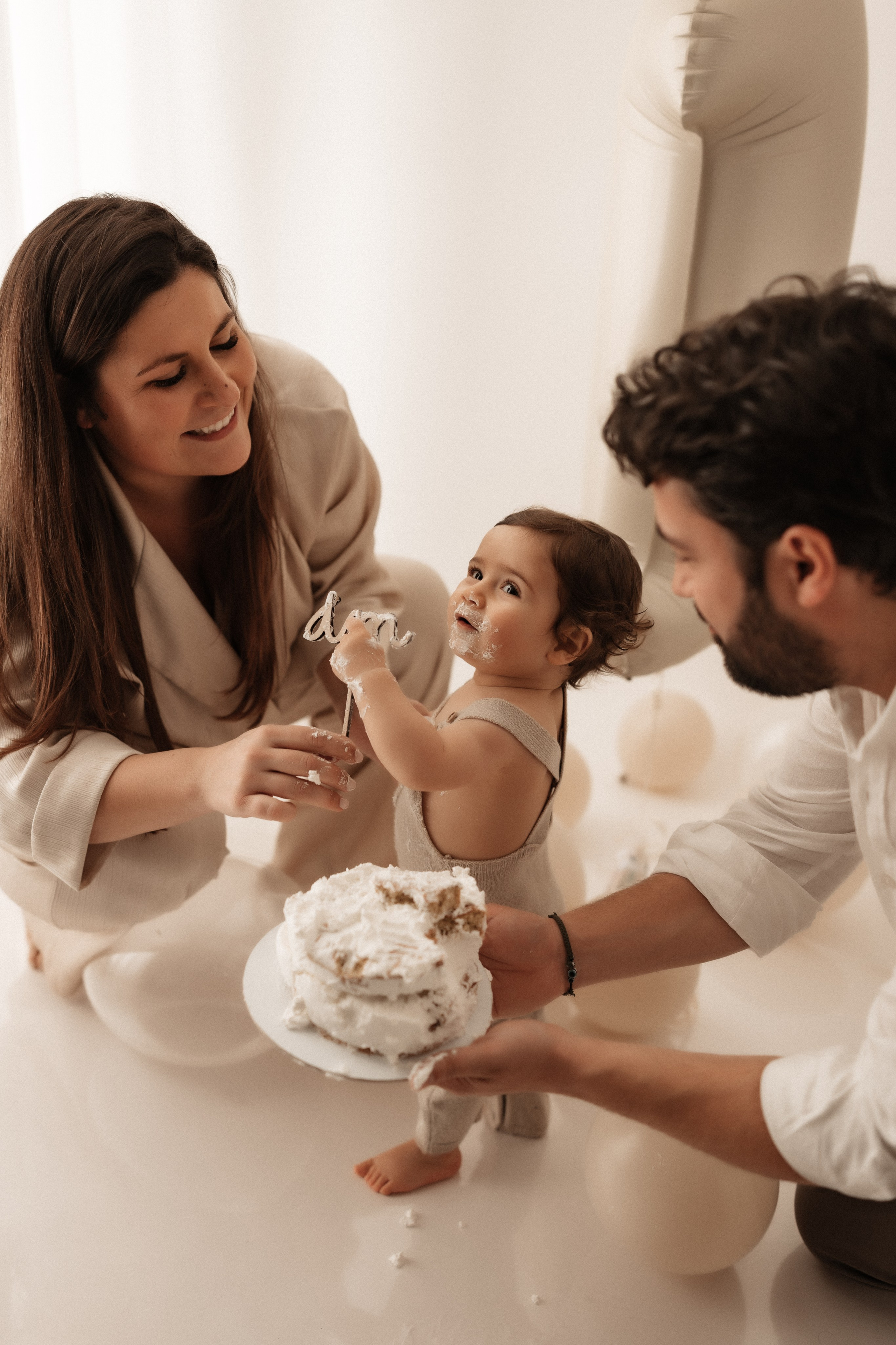 7. Smash Cake. Fotógrafa de Casamentos e Família em Braga — Alexandra Mieres Photography