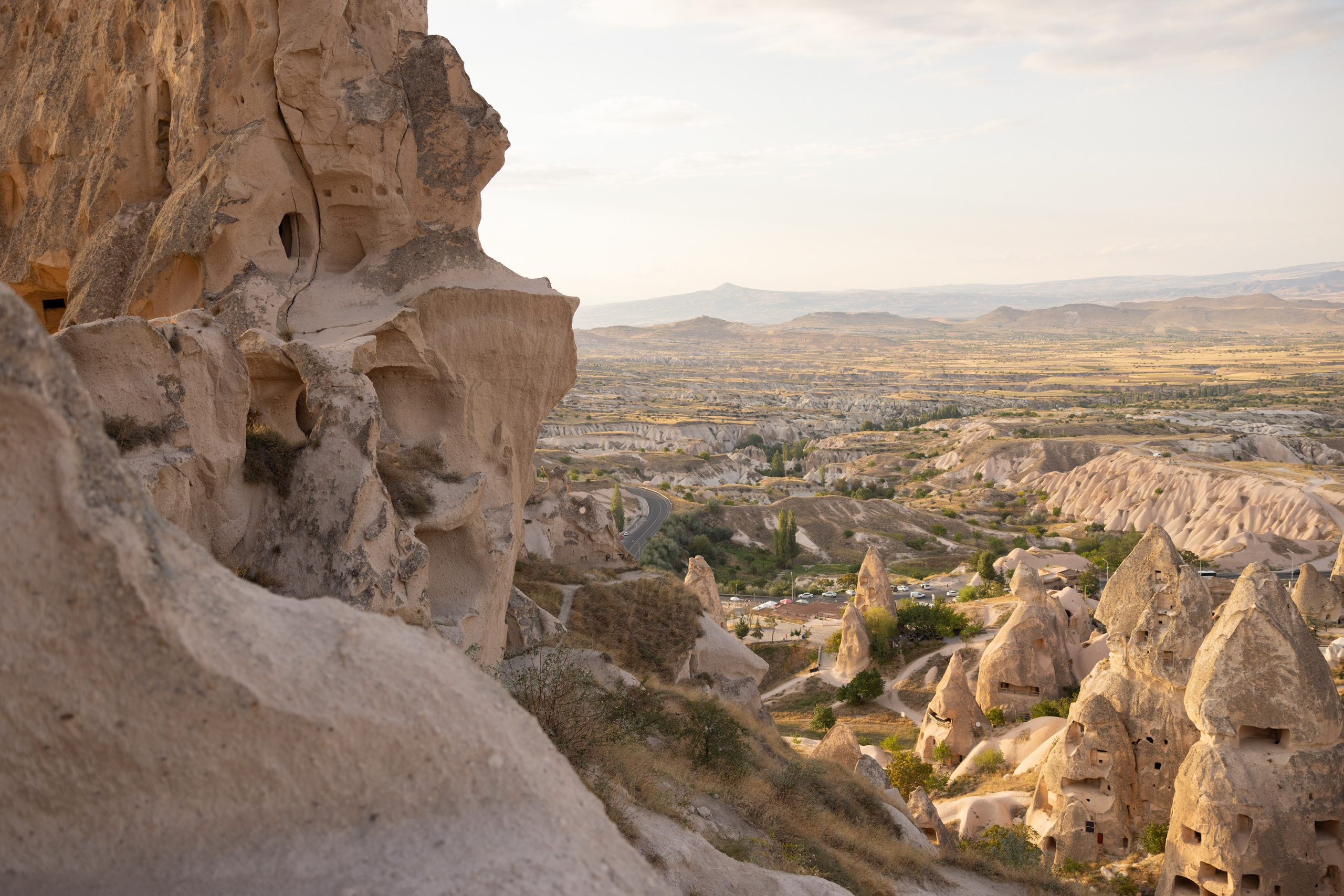 Top Must-Visit Locations in Cappadocia – Unveil the Region’s Hidden Gems. Your Guide to Cappadocia: Private Tours, Scenic Routes, Hot Air Balloon Rides, and More Adventures