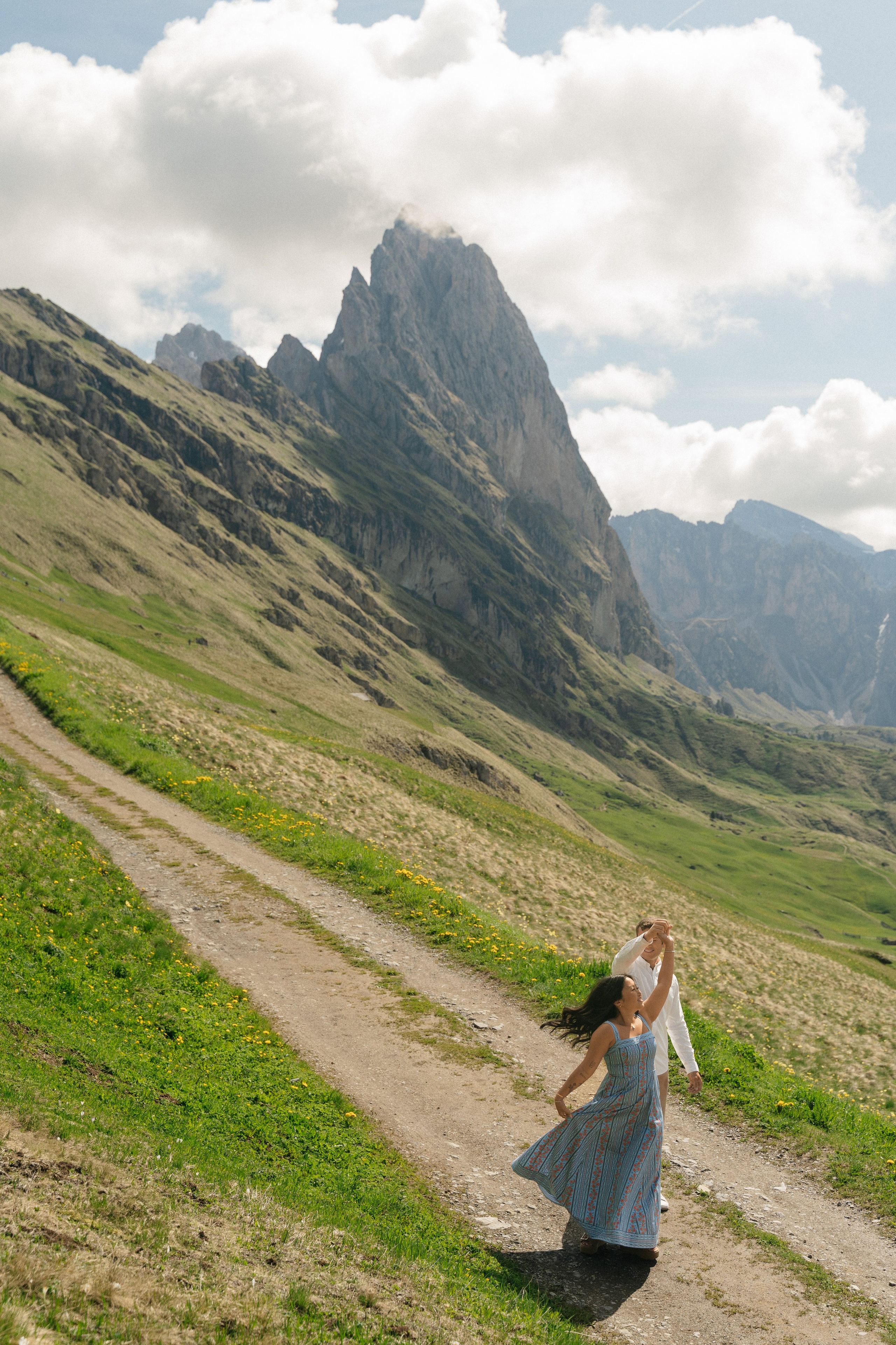 M & J (Seceda, Dolomites, Italy). Marriage Proposal Photographer in Verona, Lake Garda and Dolomites| Diana Fedrigo