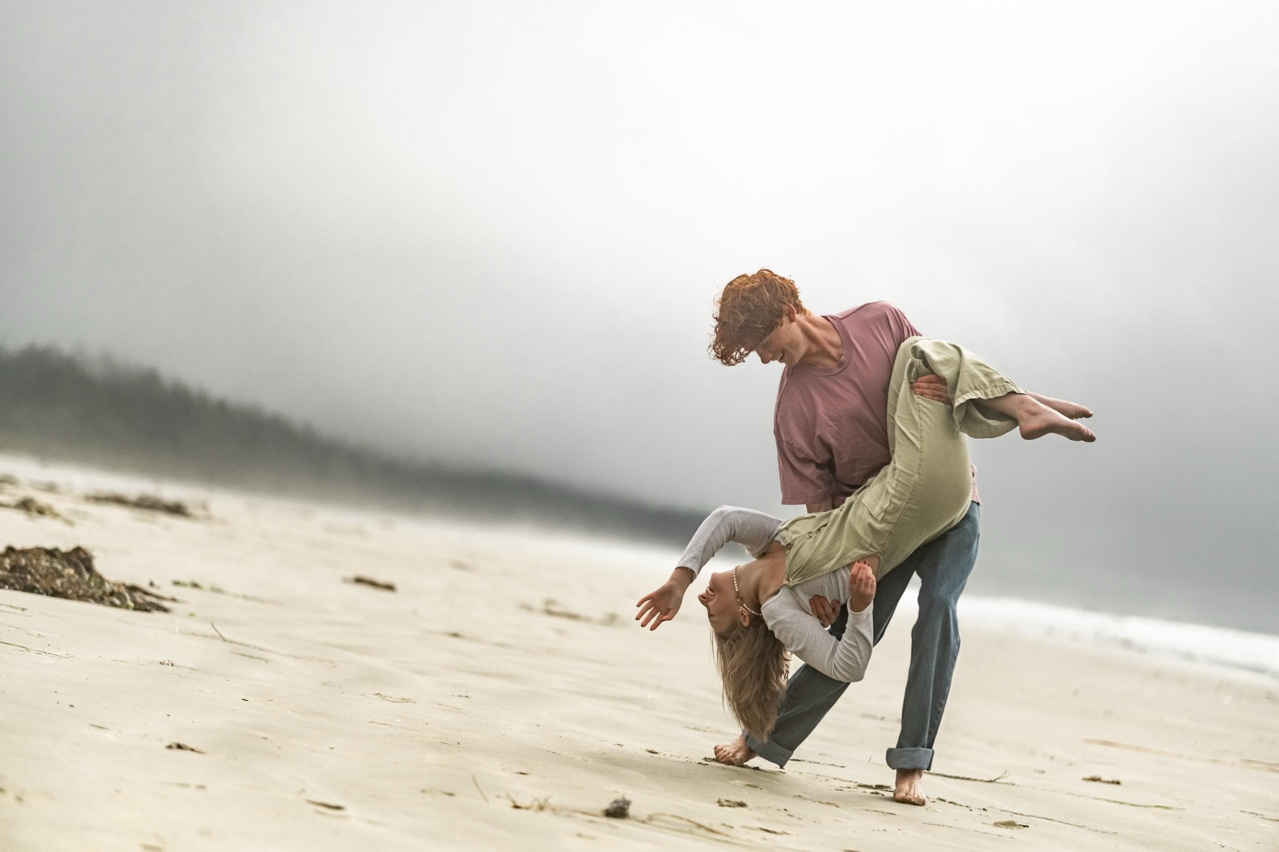 Couples & Engagements Photography | Art Paradox Photography
