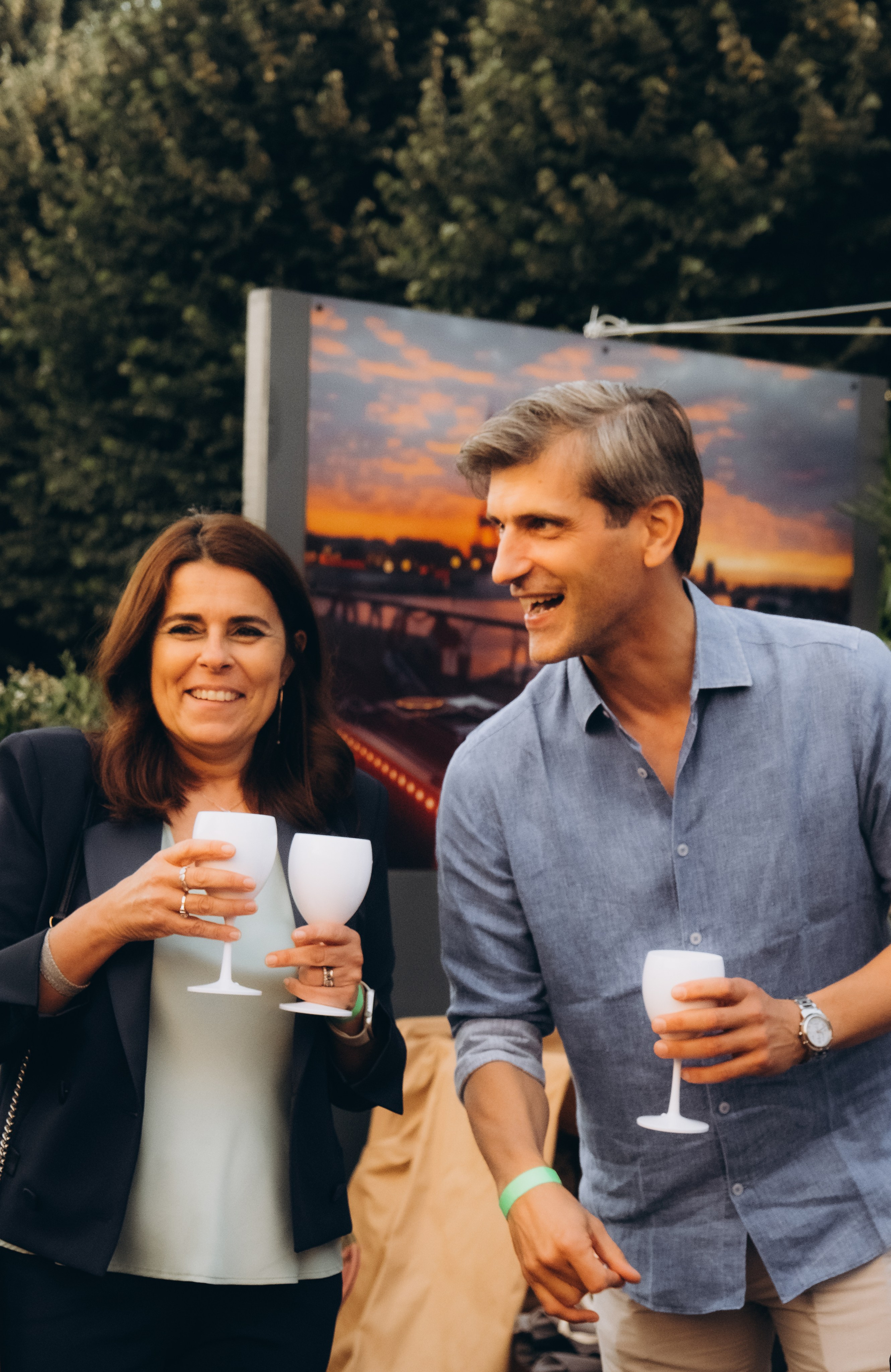 Marie’s Birthday with an Eiffel Tower view. Photographer in Paris Marina Chaput