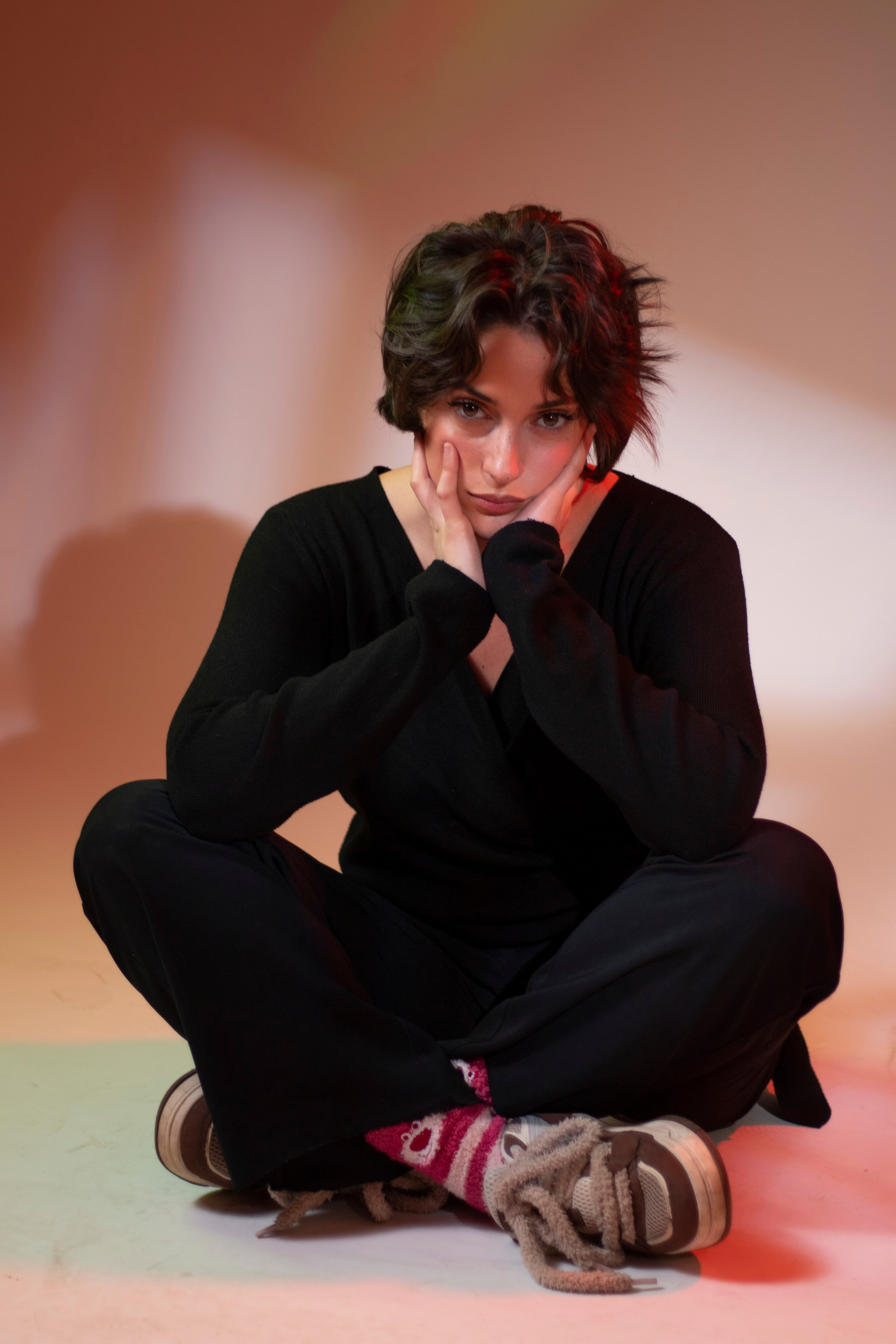 სტუდიური და გარე ფოტოსესიები. Clapp Studio