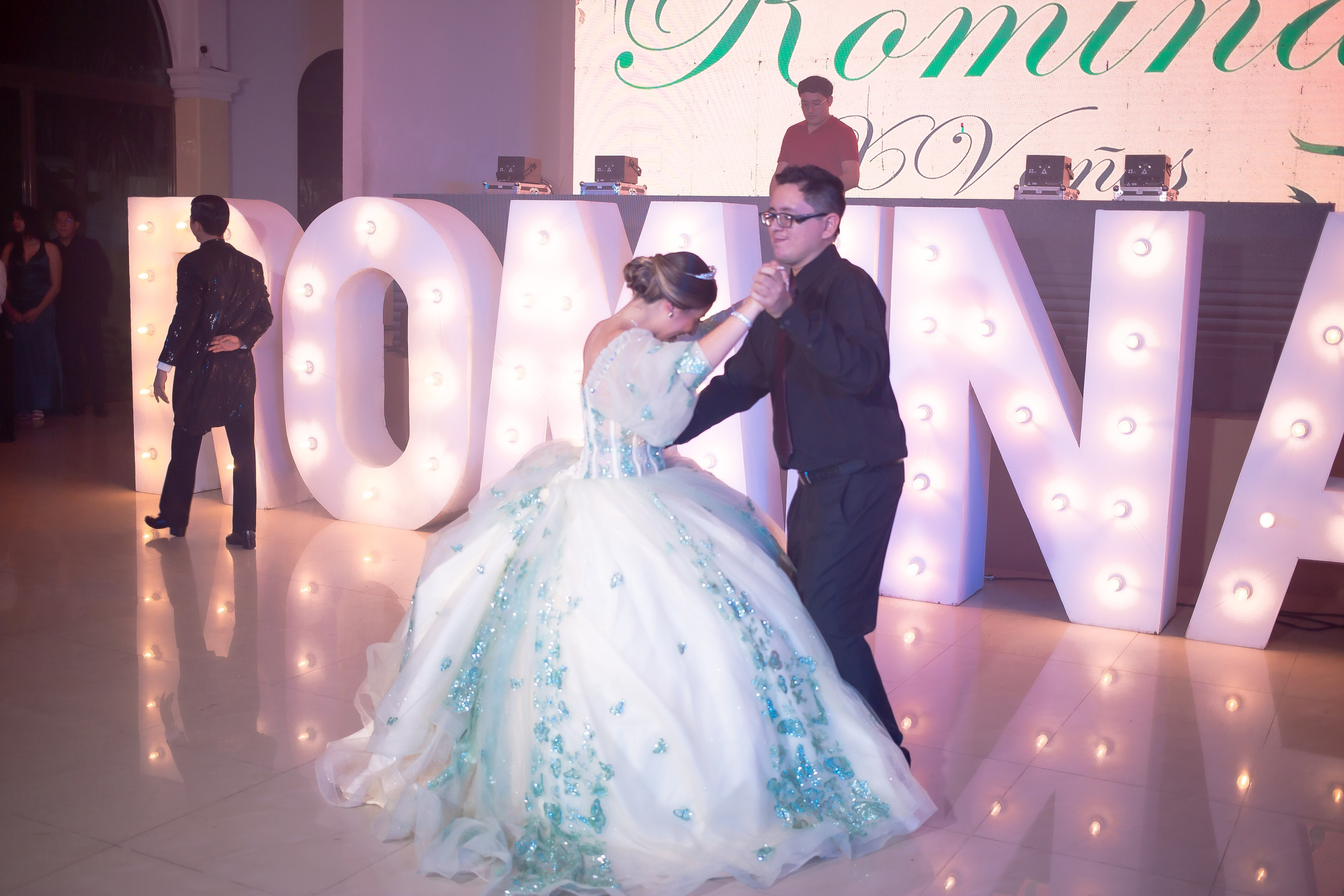 XV AÑOS ROMINA