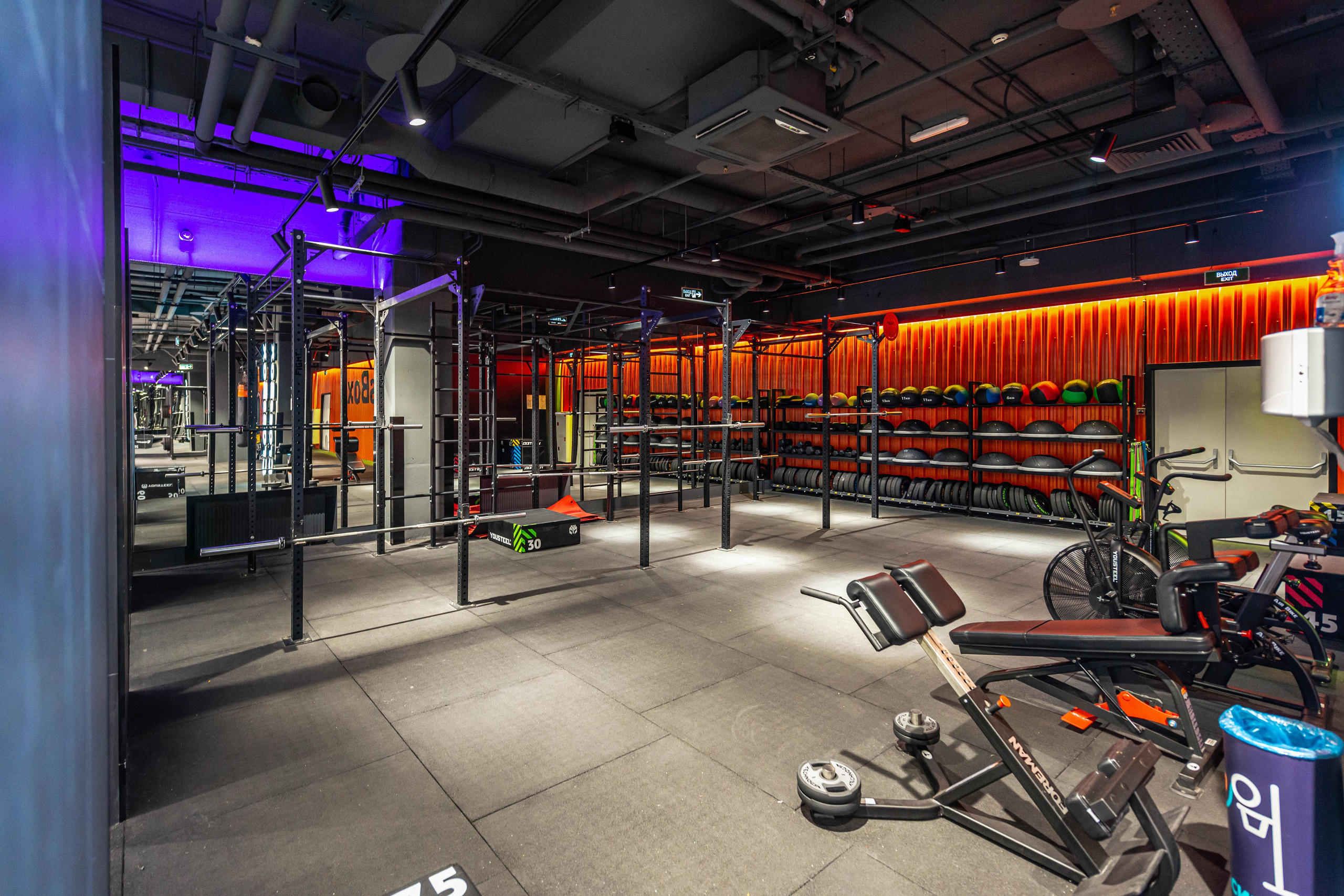 Фитнес-клуб DDX Fitness в Ростокино. PHOTOGRAPHER QUINTANA ROO