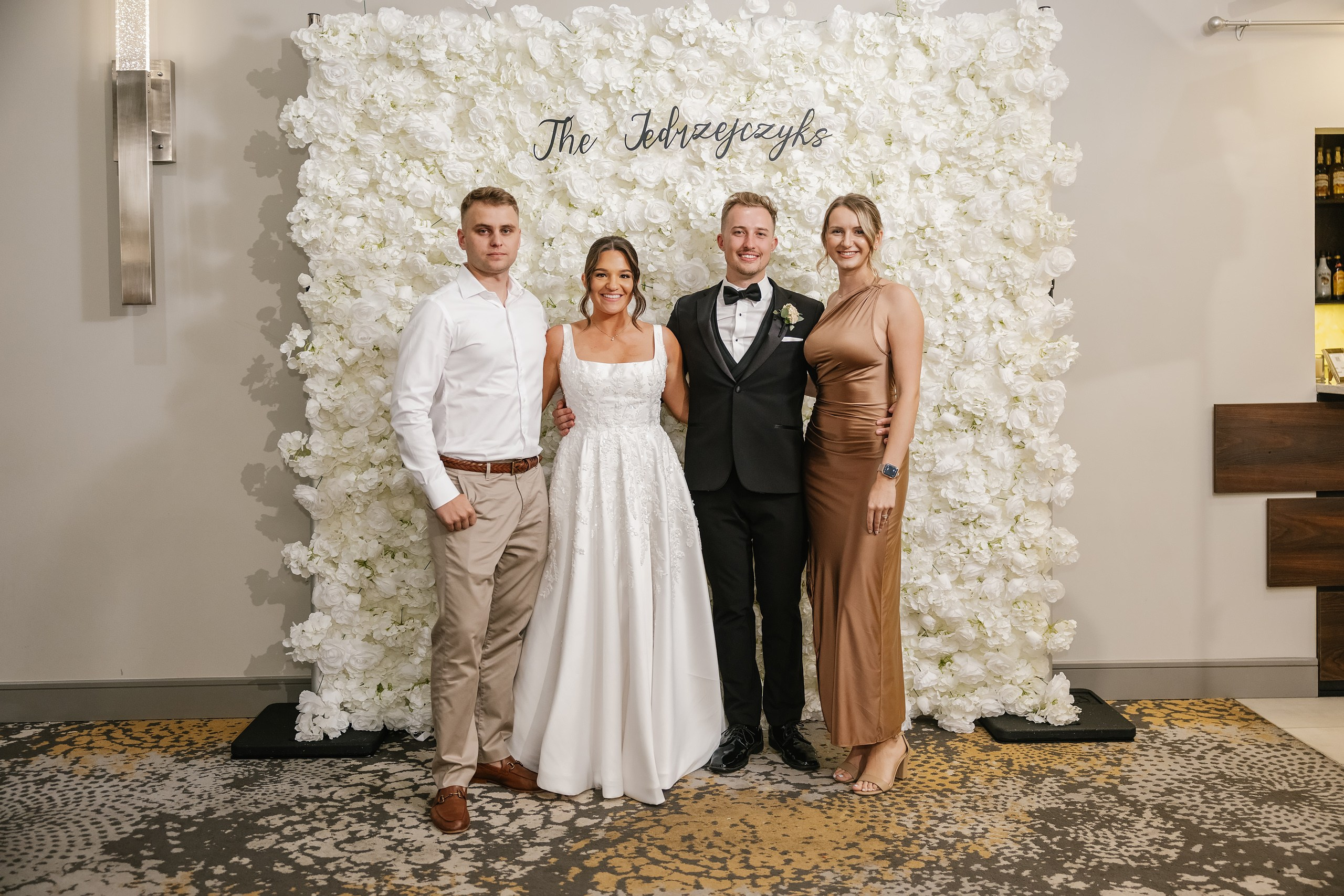 09.06.2025 Wedding. Wedding family event photographer in Chicago Nick Yushevich