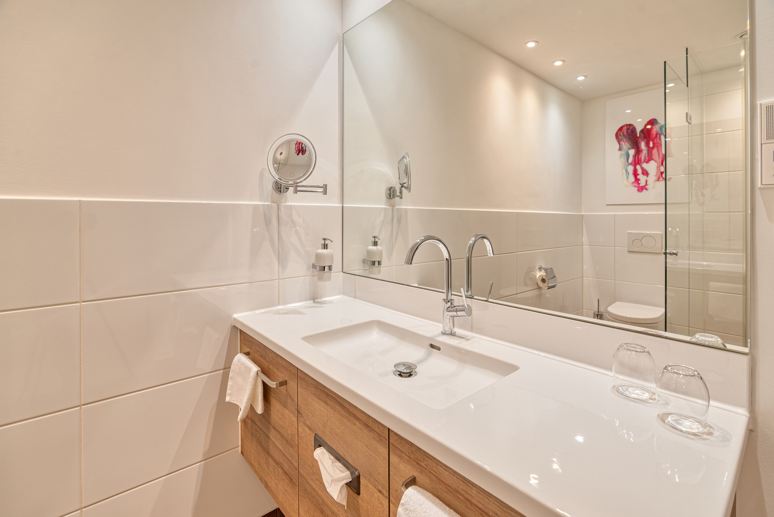 Beautiful photo shoot in Munich for a hotel WESTSIDE Hotel Garni. Photographer in Yerevan