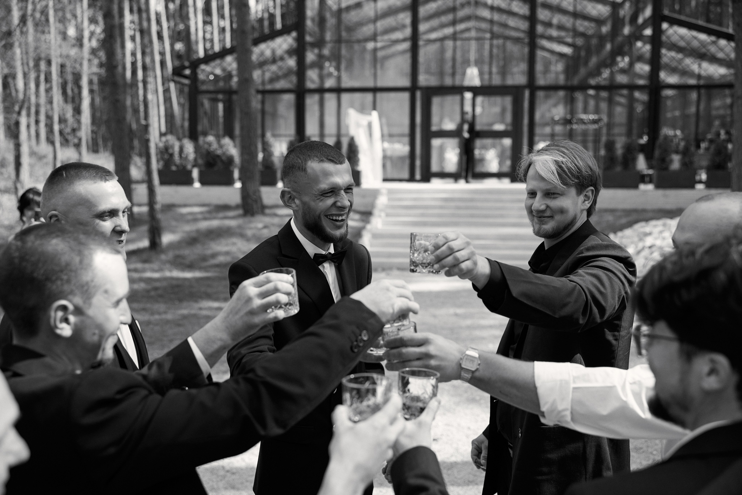 Natalia & Roman. Dworek przy lesie. Fotograf ślubny i rodzinny w Krakowie Yana Klymova
