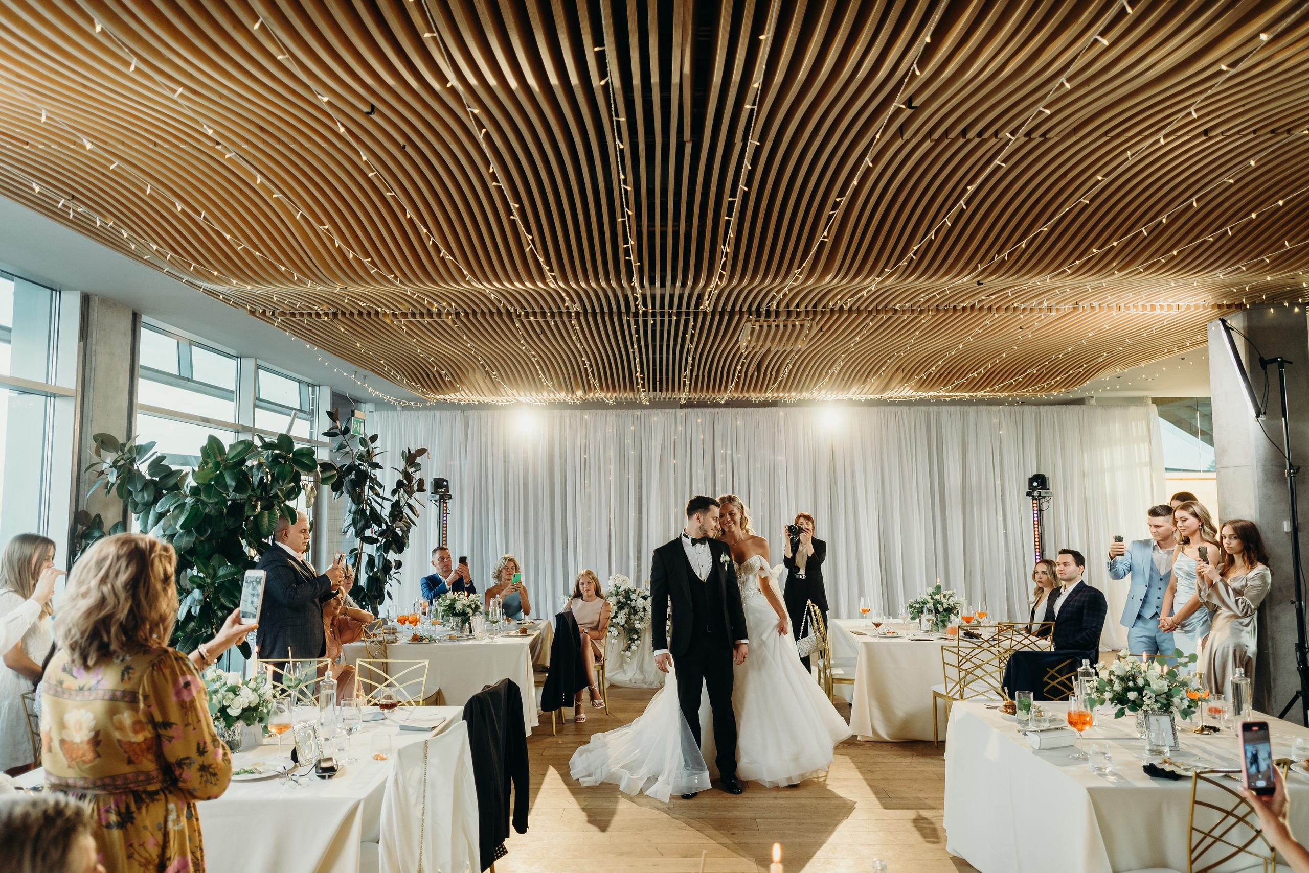 Свадьба в Яунмоку пилс. Свадебный фотограф в Риге — Вячеслав Лучненков