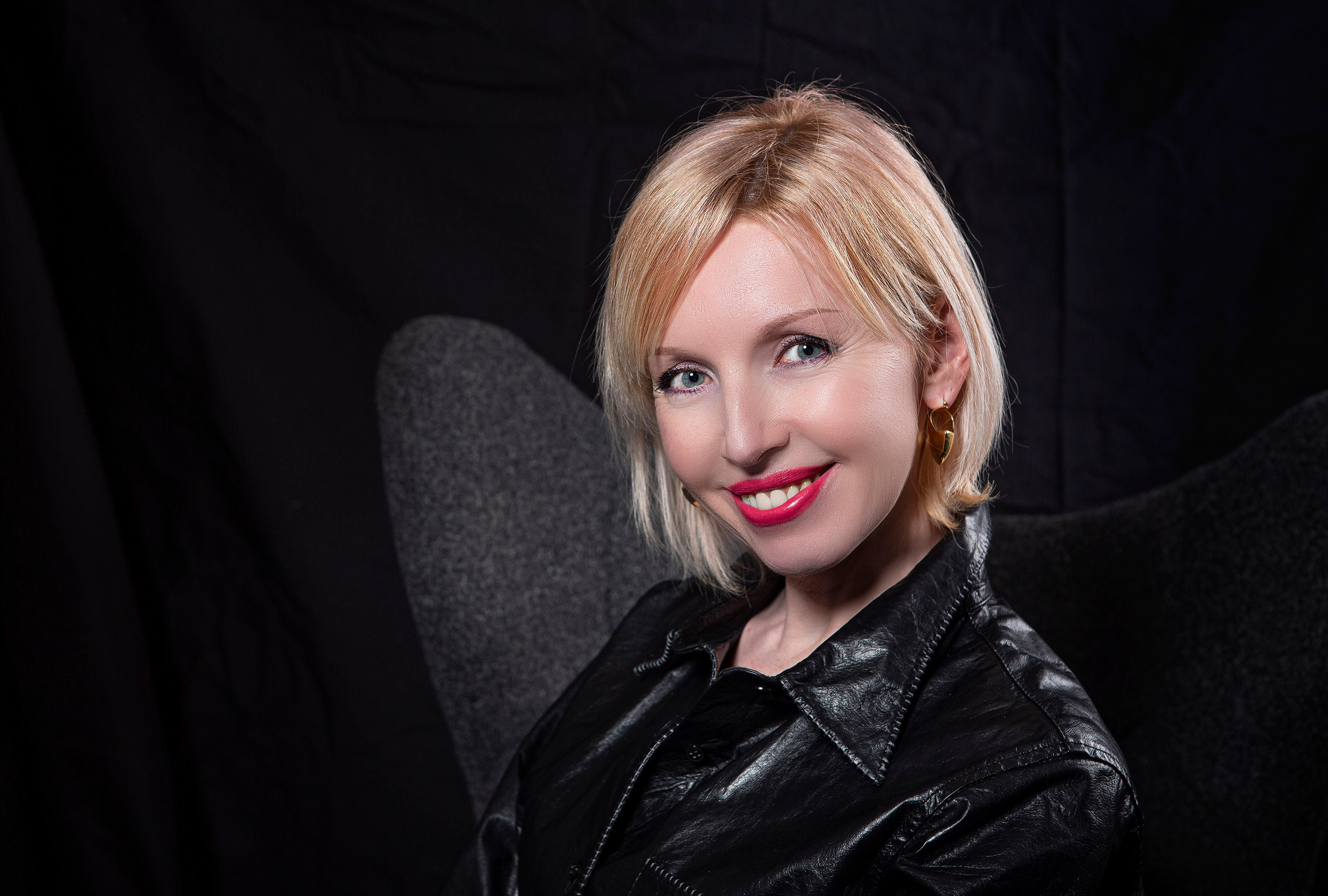 Porträtt, modellfoto. Bröllopsfoto, foto, flygfoto i Stockholm