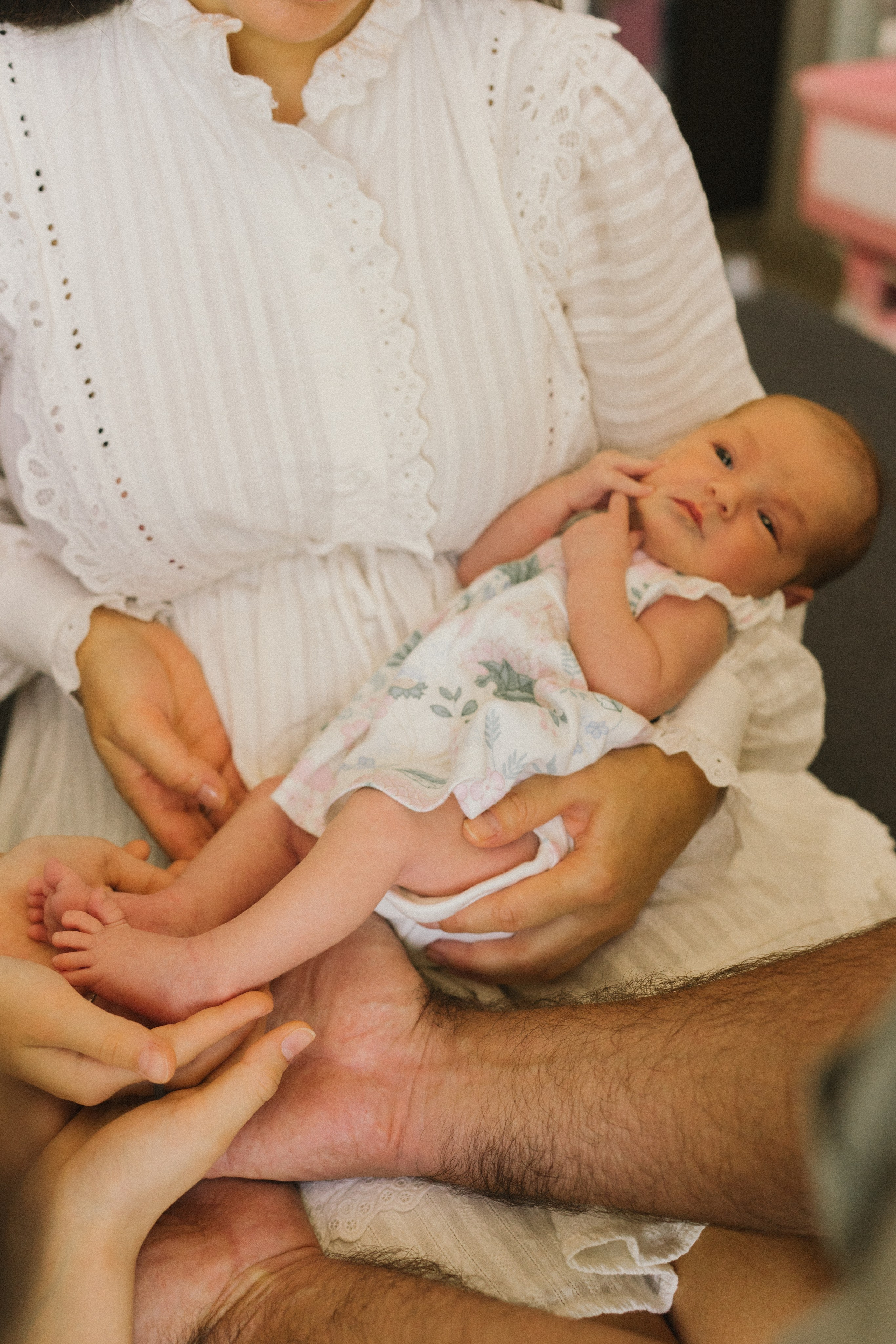 New born photography in Abu Dhabi. Professional Photographer Abu Dhabi, Dubai — Yulia Ismoilova | 2025