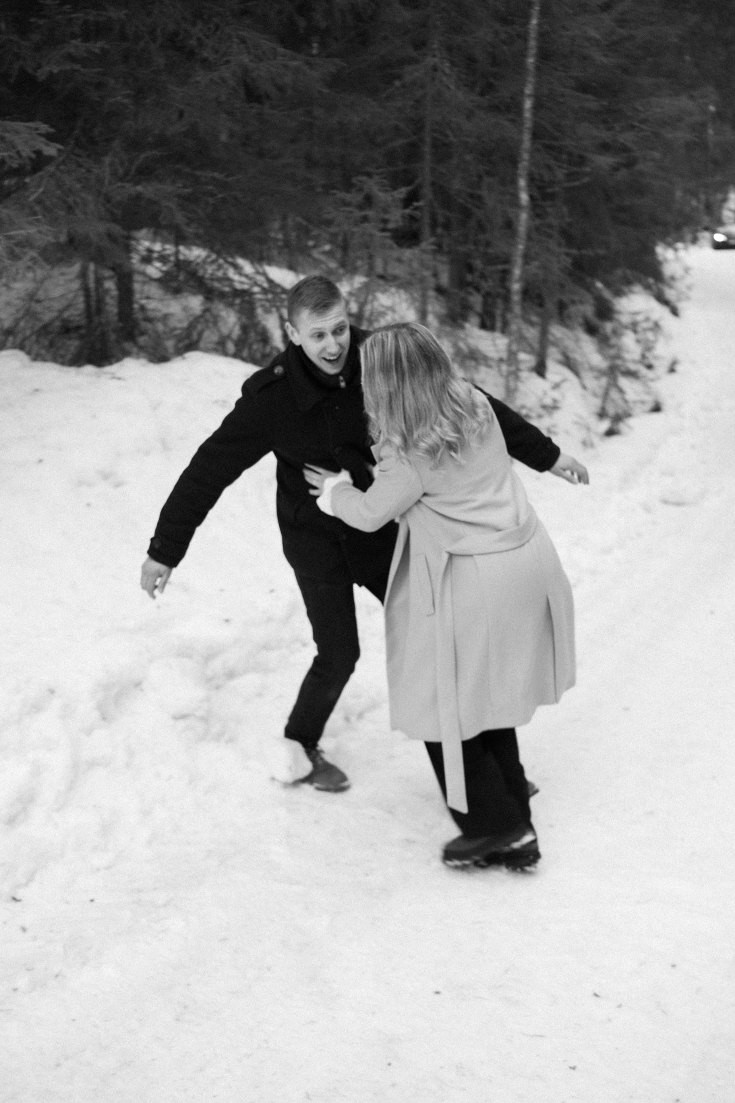 Tytti and Yusus. Lifestyle photographer Turku. I catch emotions in the frame