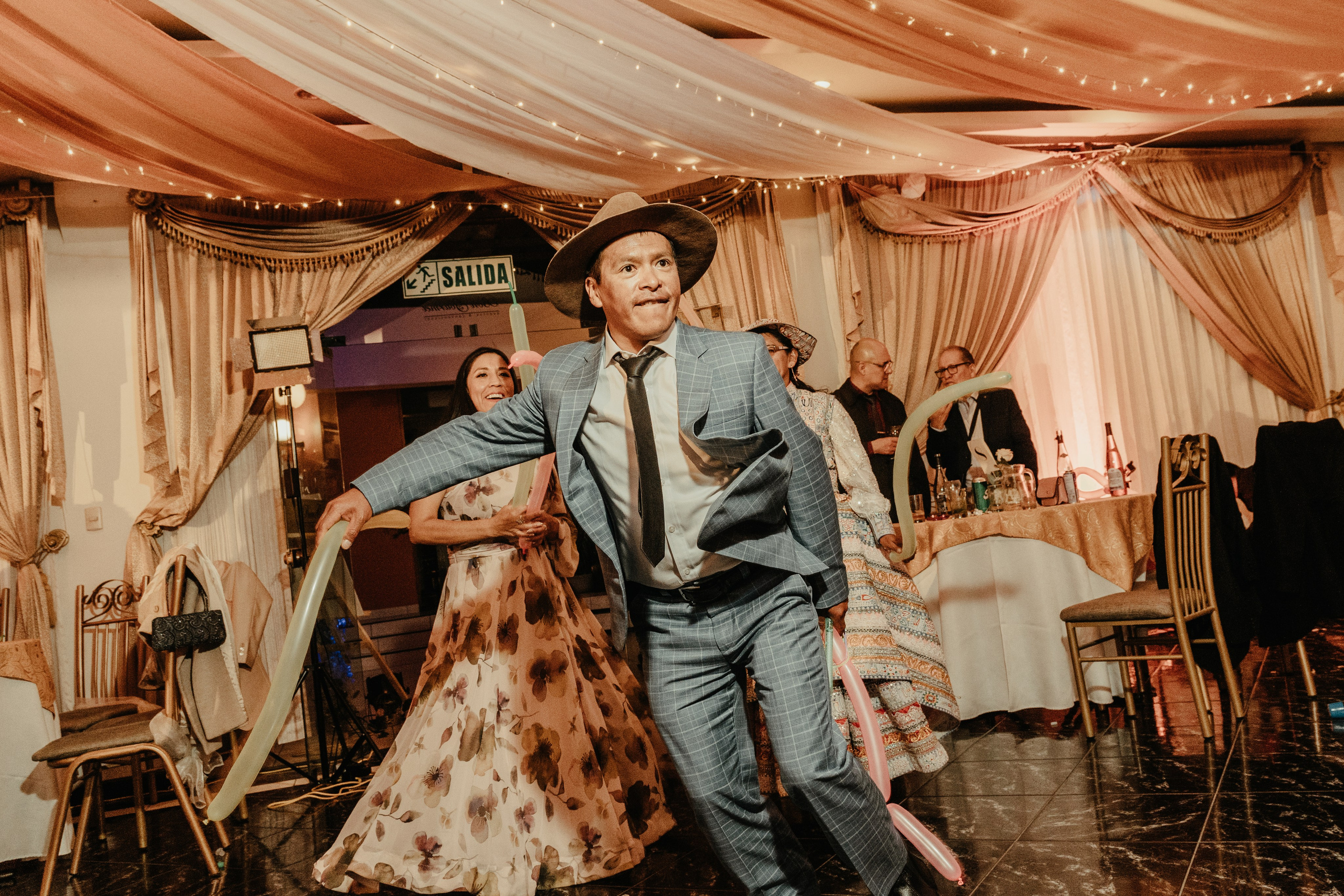 VANESSA + FRANKLIN BODA RELIGIOSA. Studio KVTA | Fotografía y Video de Bodas en Arequipa