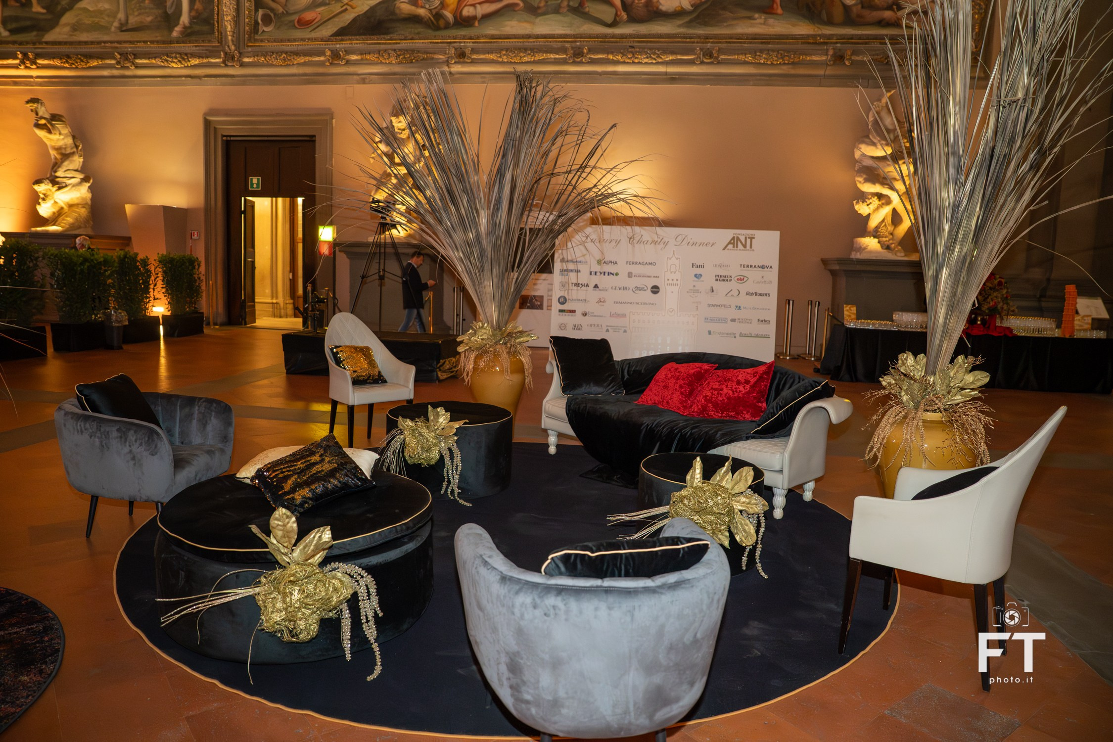 Luxury Charity Dinner ANT. Ftphoto