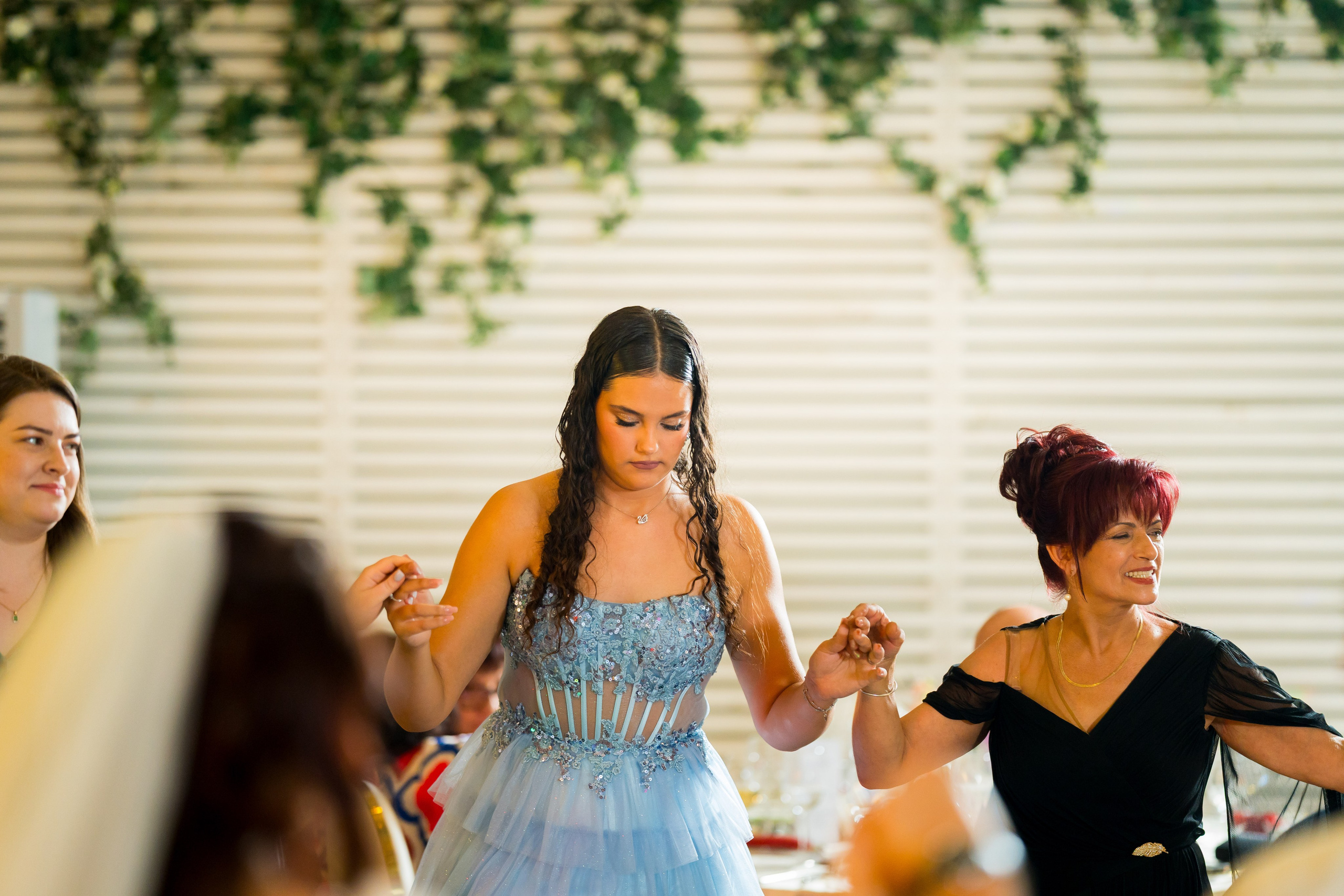 PARTY. Gabriel Florea — Fotograf nuntă București