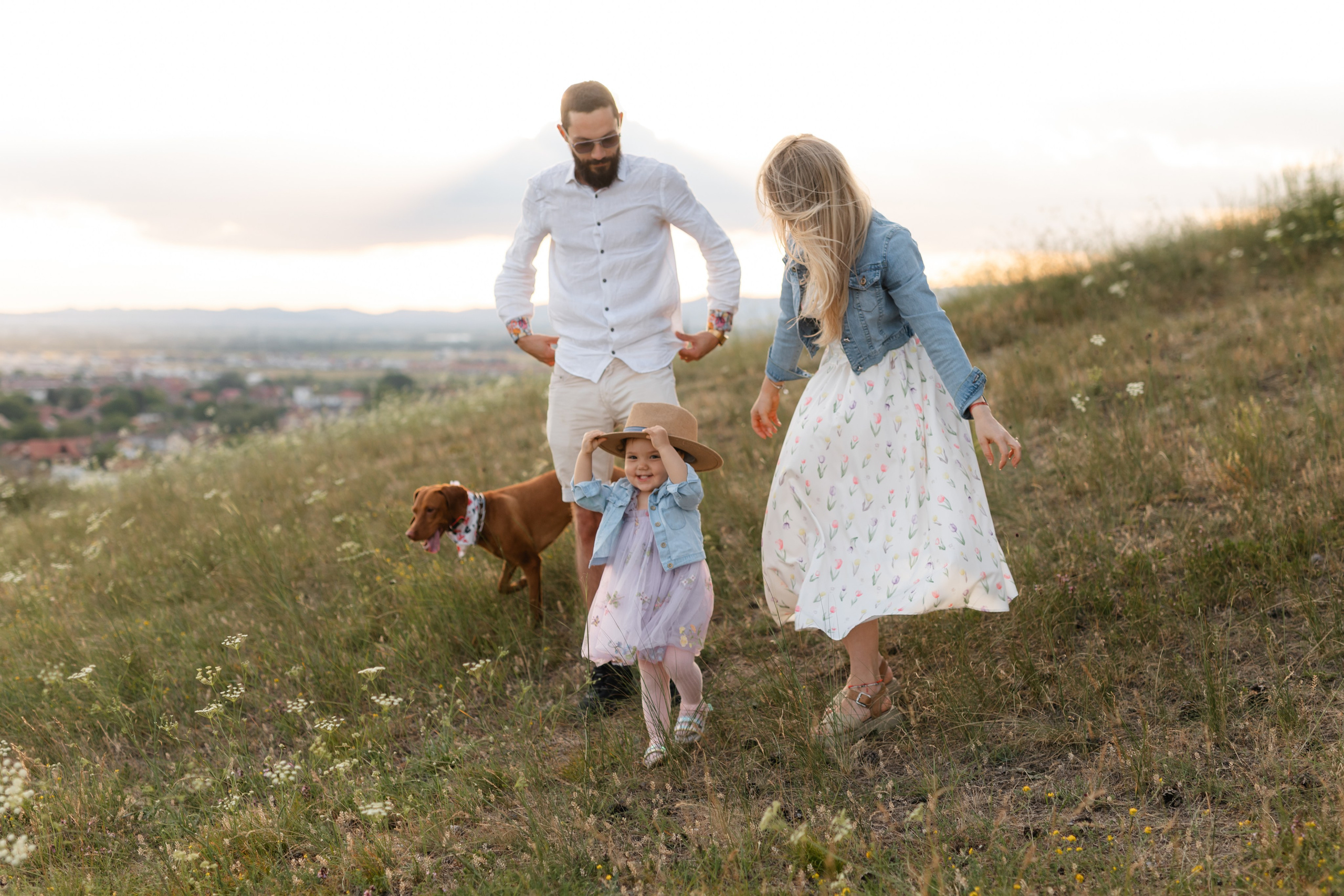 Nico, Luci & Ilaria — Family. Main