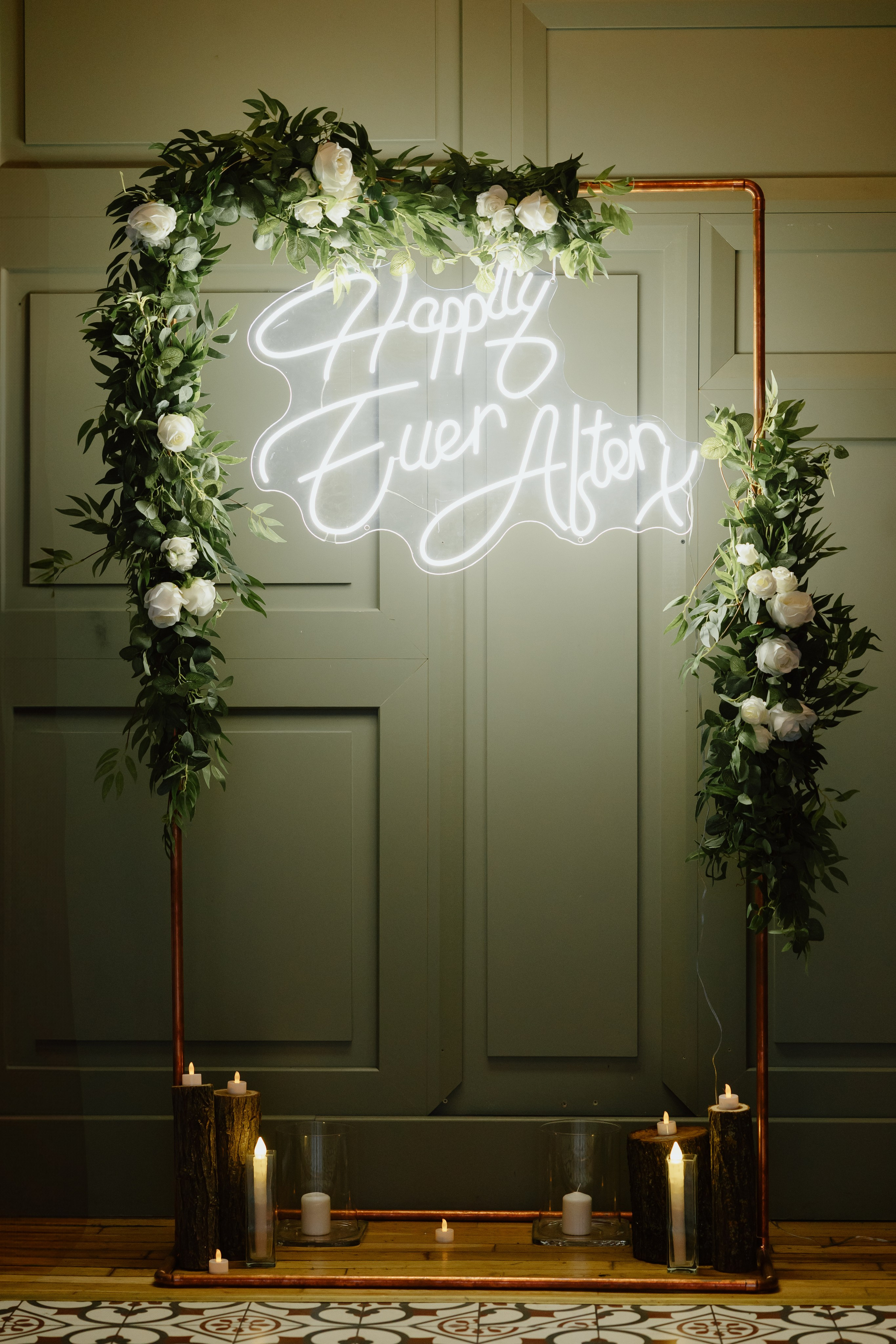 Nicoleta & Lucian. Main