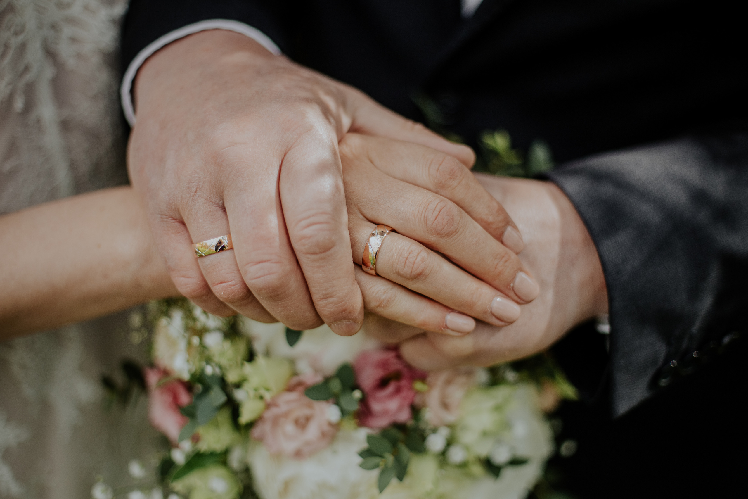 Kāzu fotosesijas Latgalē. Populārākā kāzu, bērnu un ģimeņu fotogrāfe Latgalē Veronika Lokotko