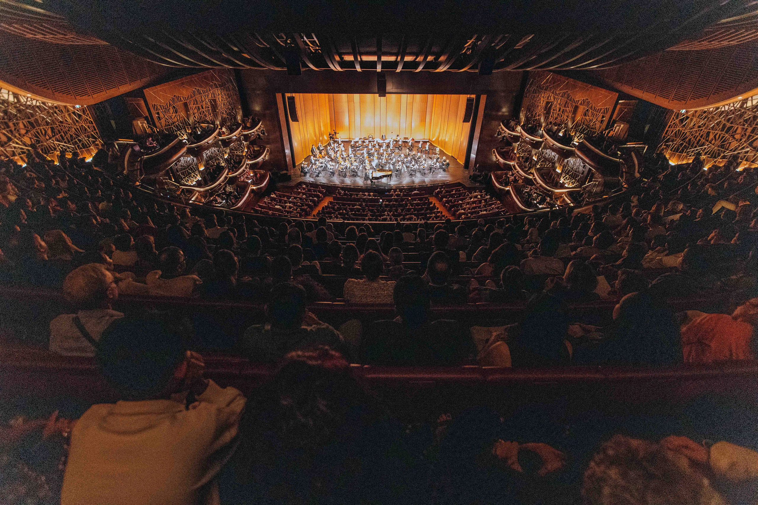 DUBAI OPERA. Wedding&Event photographer Ismail Rzayev in Baku