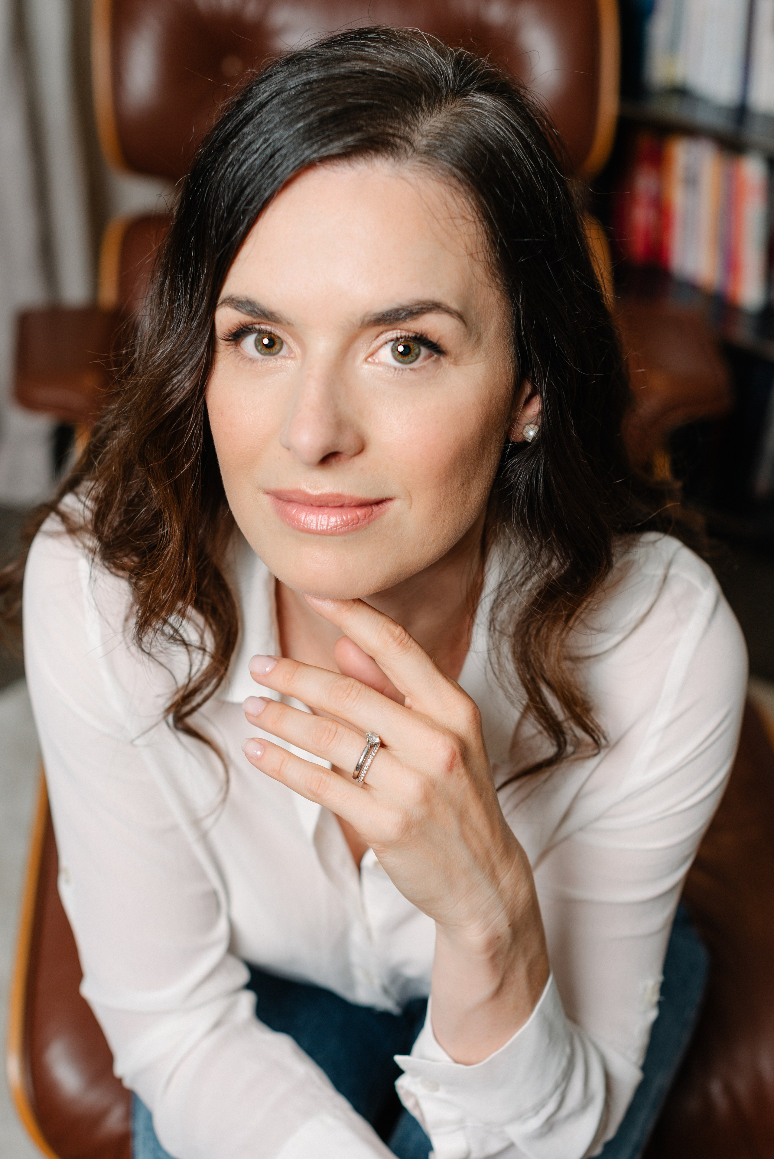 PEOPLE. Hallo! Ich bin Elena und arbeite als Immobilienfotografin