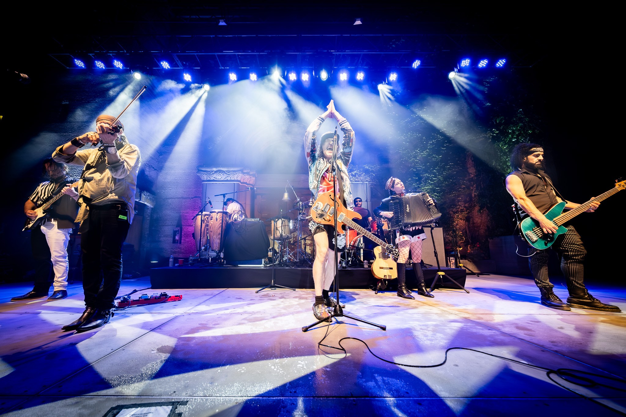 GOGOL BORDELLO / SARATOGA / CA. Reportage concert portrait photography in the San Francisco Bay Area