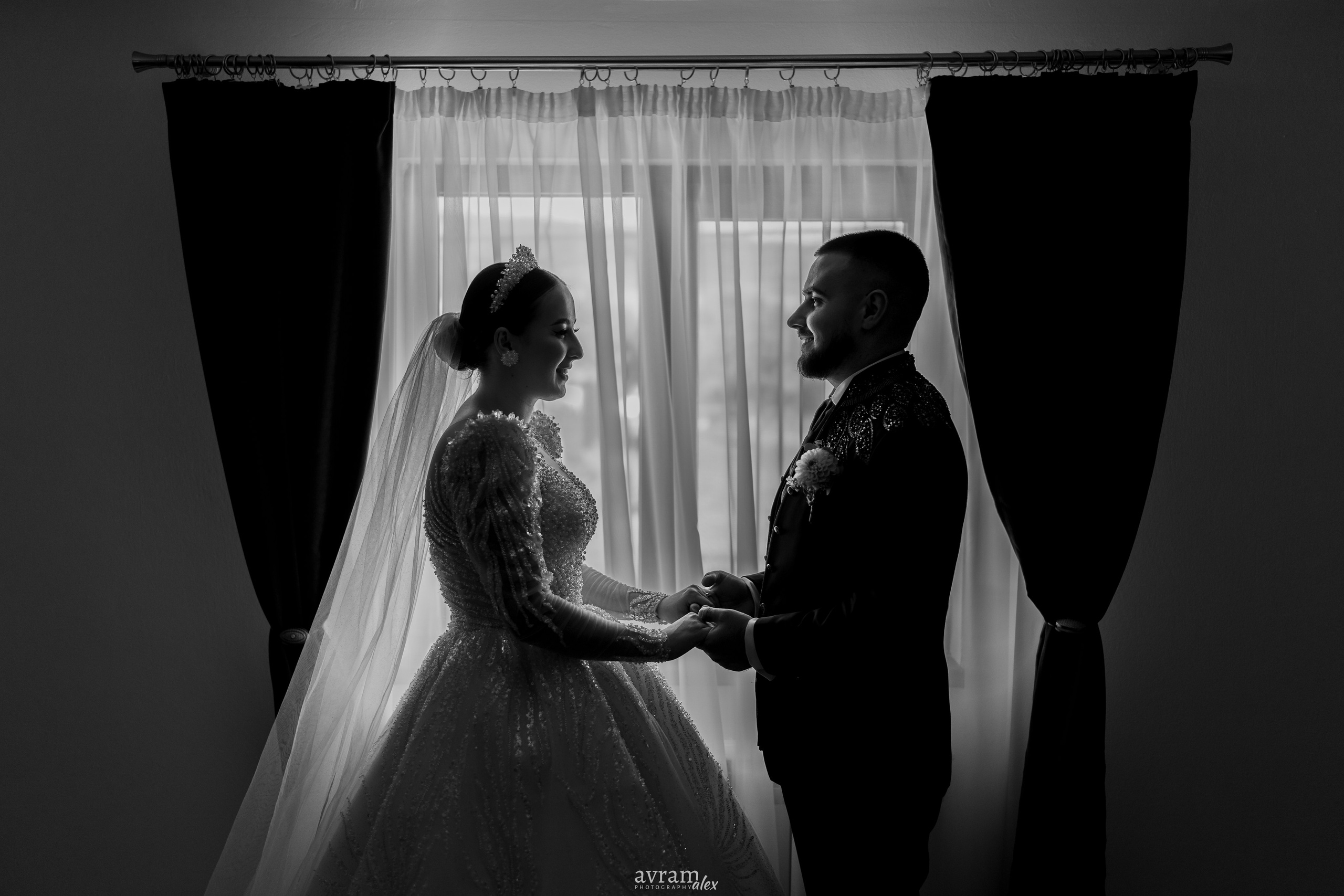 Iuliana + Adrien | Wedding. Alexandru Avram | Photographer