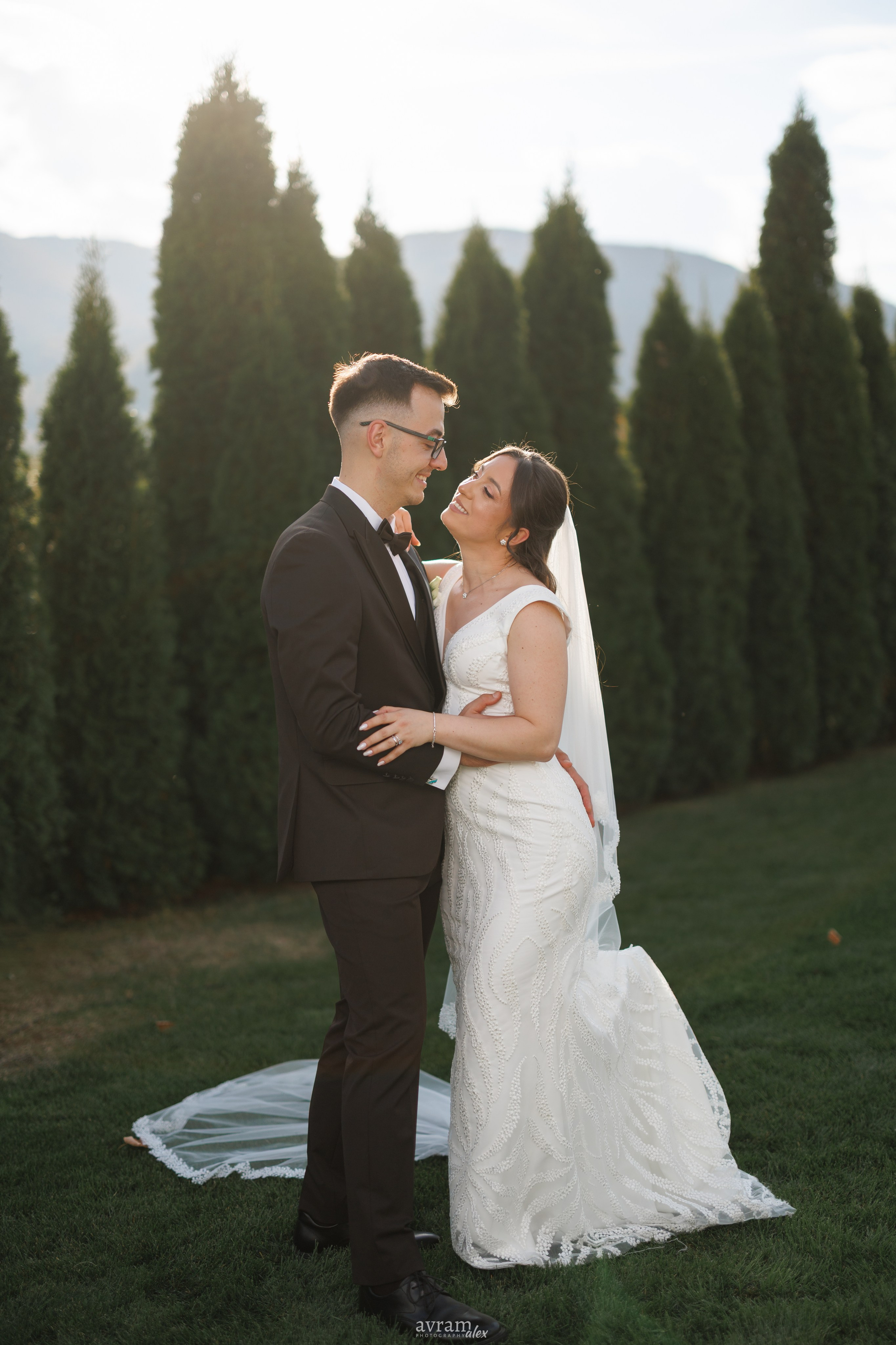 Amalia + Tavi | Wedding. Alexandru Avram | Photographer