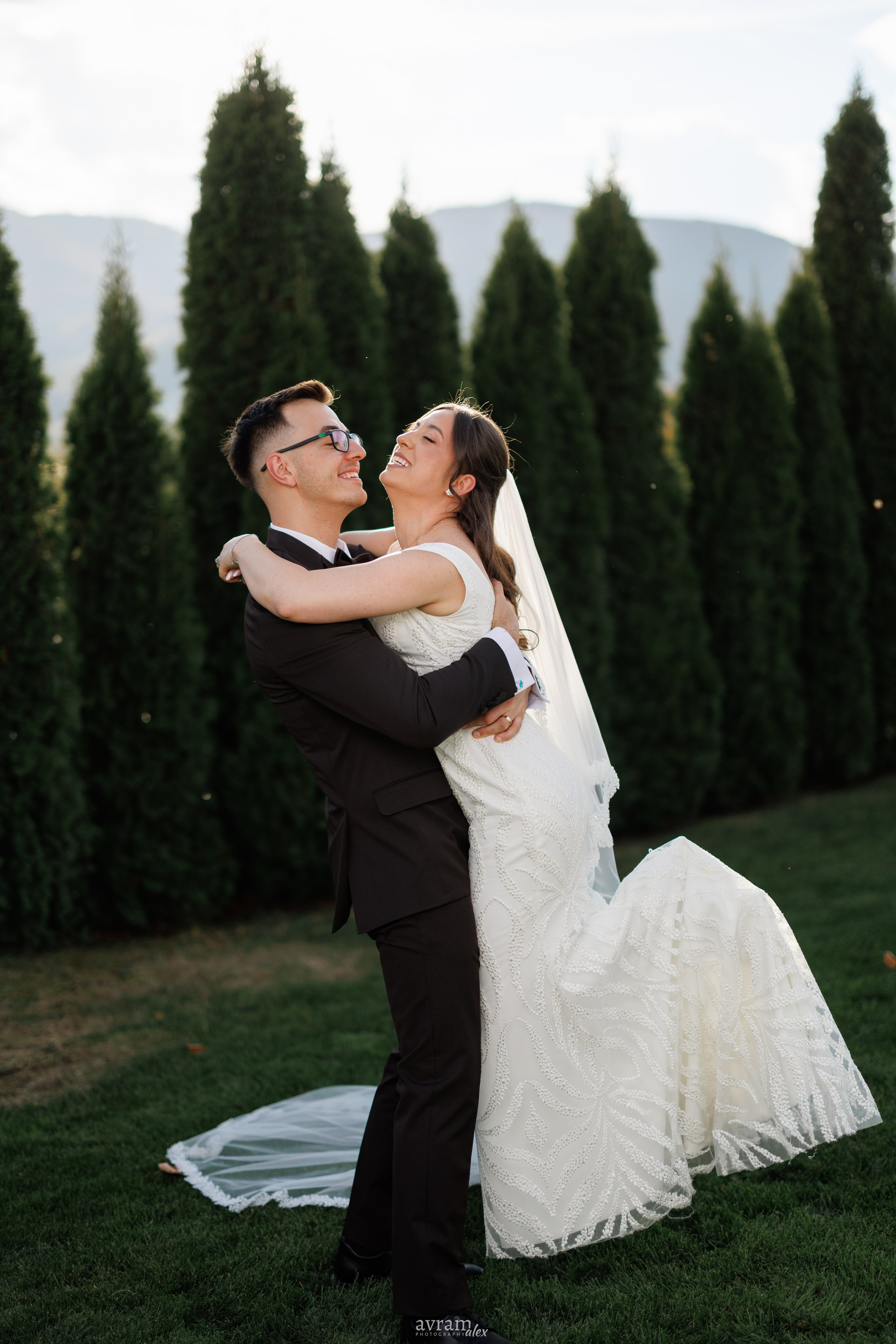 Amalia + Tavi | Wedding. Alexandru Avram | Photographer