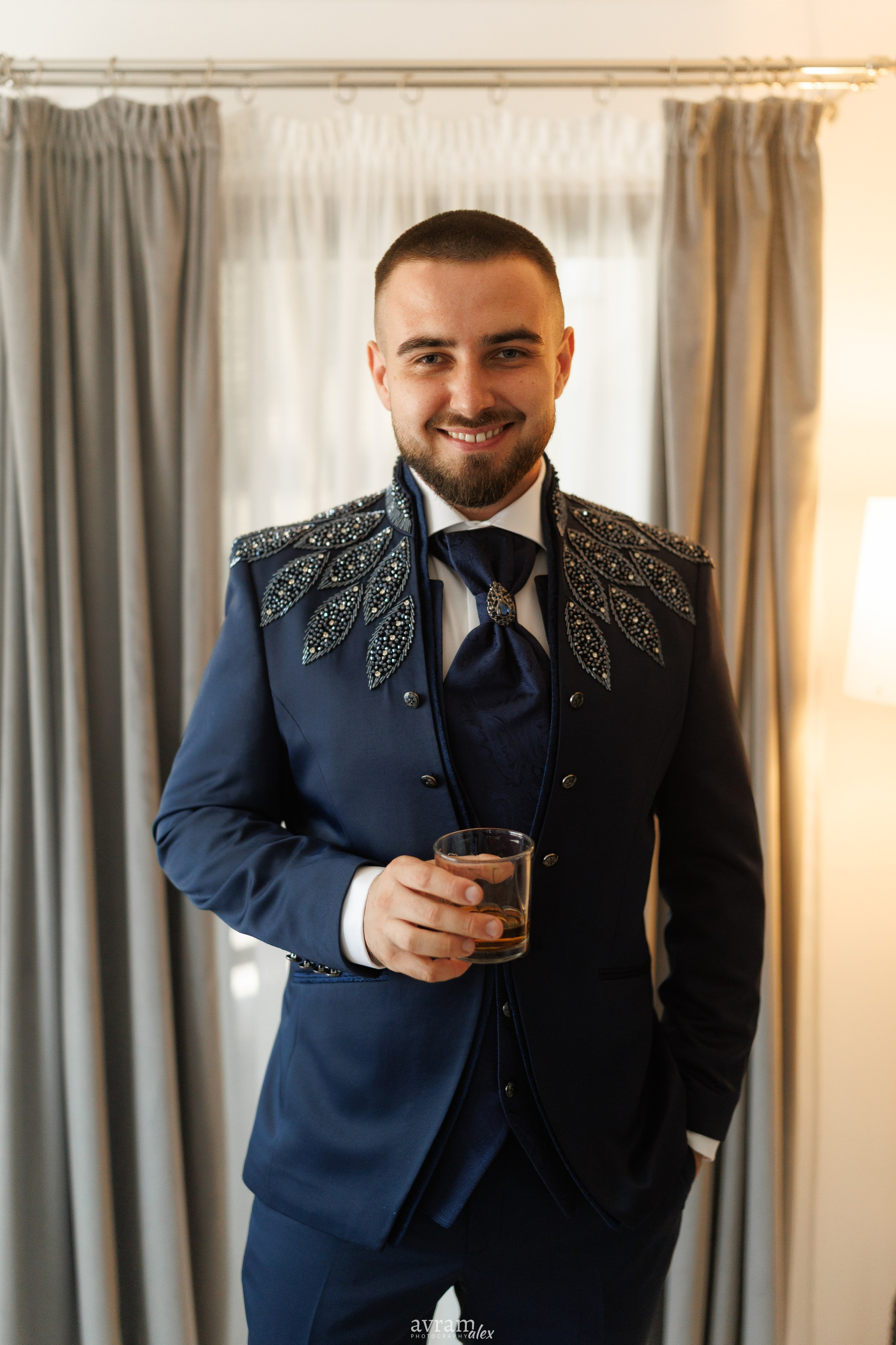 Iuliana + Adrien | Wedding. Alexandru Avram | Photographer