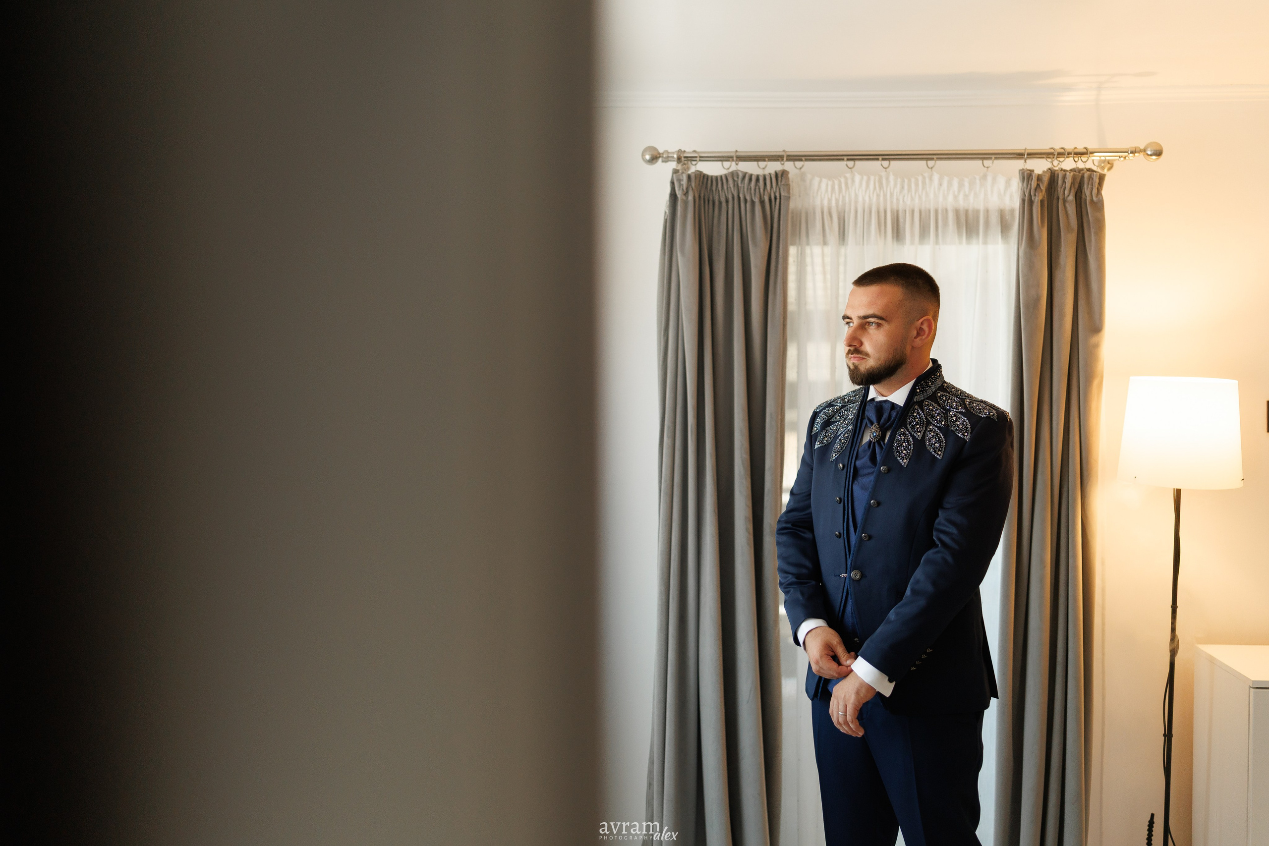 Iuliana + Adrien | Wedding. Alexandru Avram | Photographer