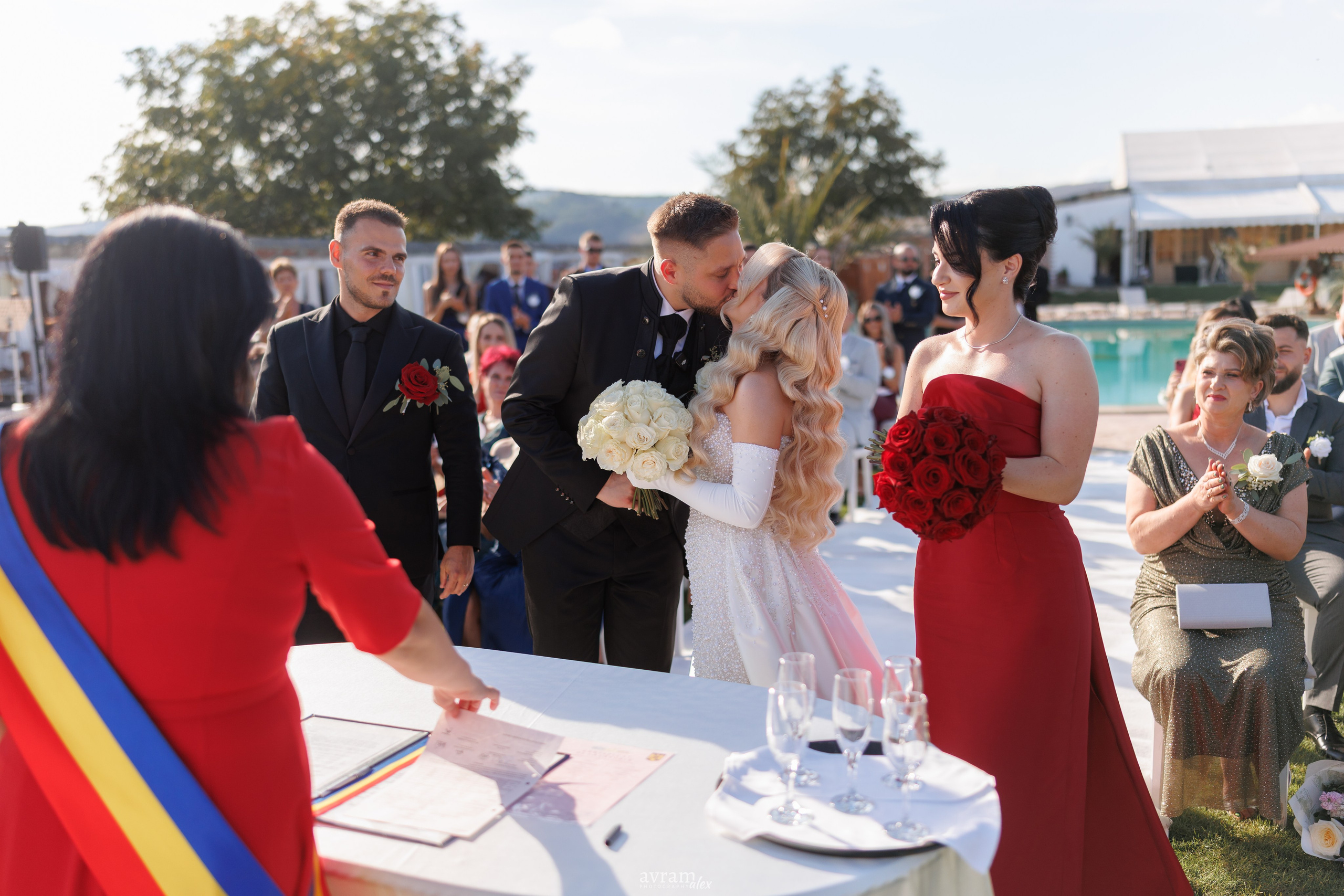 Diana + Catalin | Wedding. Alexandru Avram | Photographer