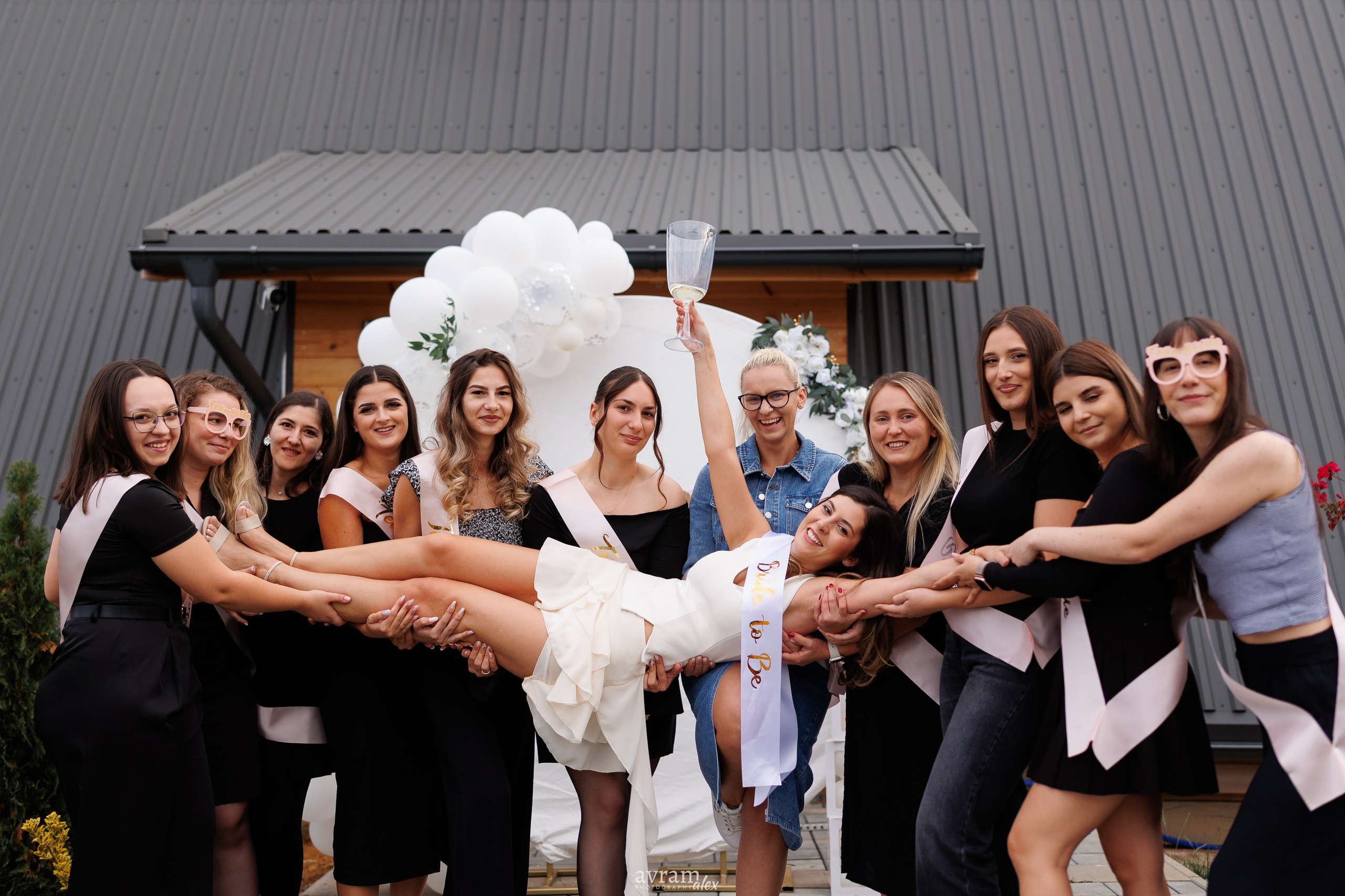 Adela | BacheloretteParty. Alexandru Avram | Photographer