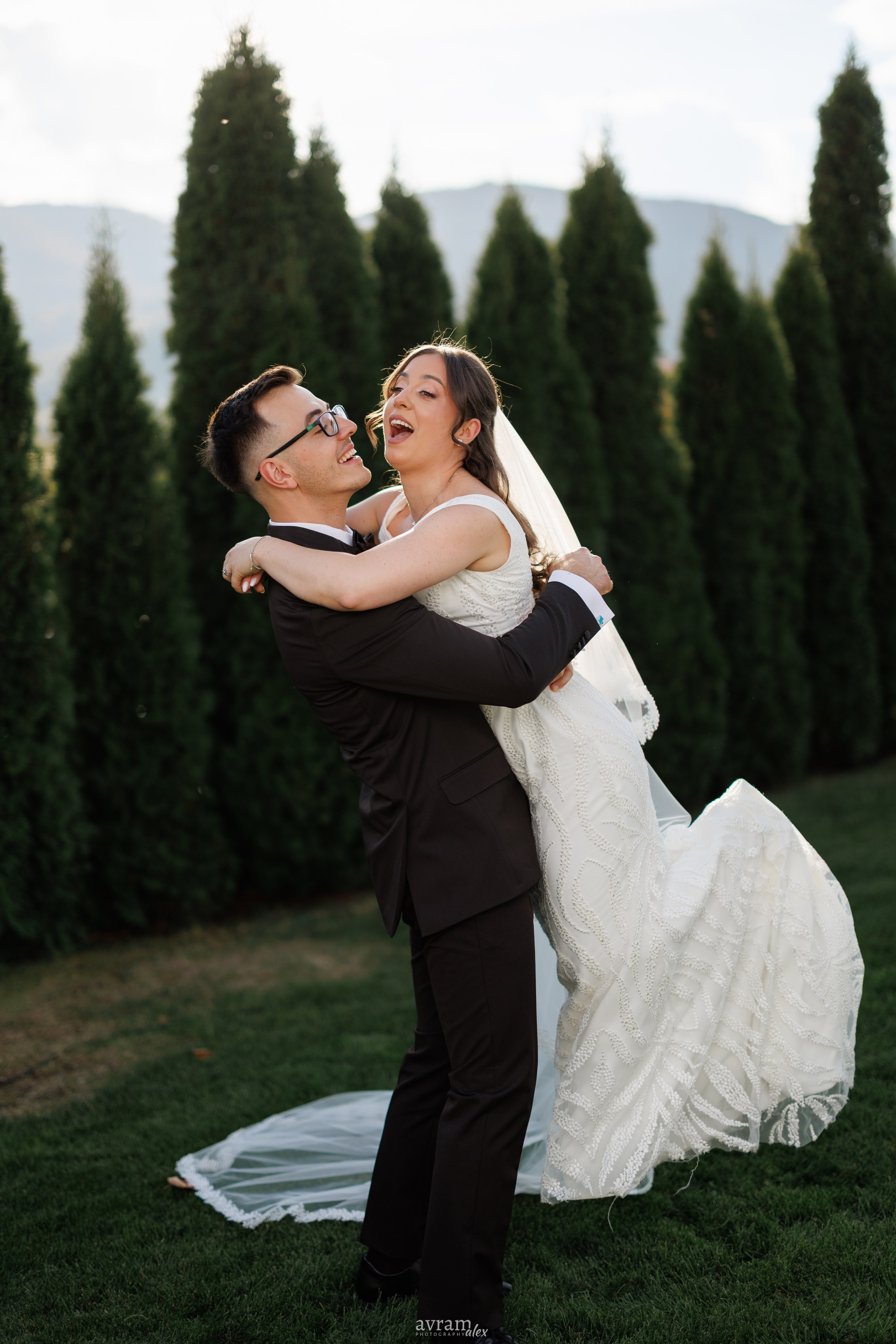Amalia + Tavi | Wedding. Alexandru Avram | Photographer