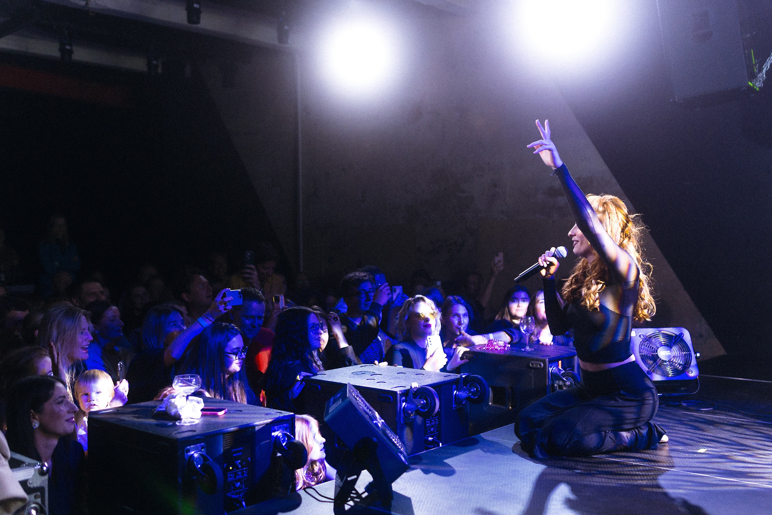 Фотосъемка концерта Муси Тотибадзе в Риге. Евгений Тимофеев | Свадебный и контент-фотограф и видеограф в Риге