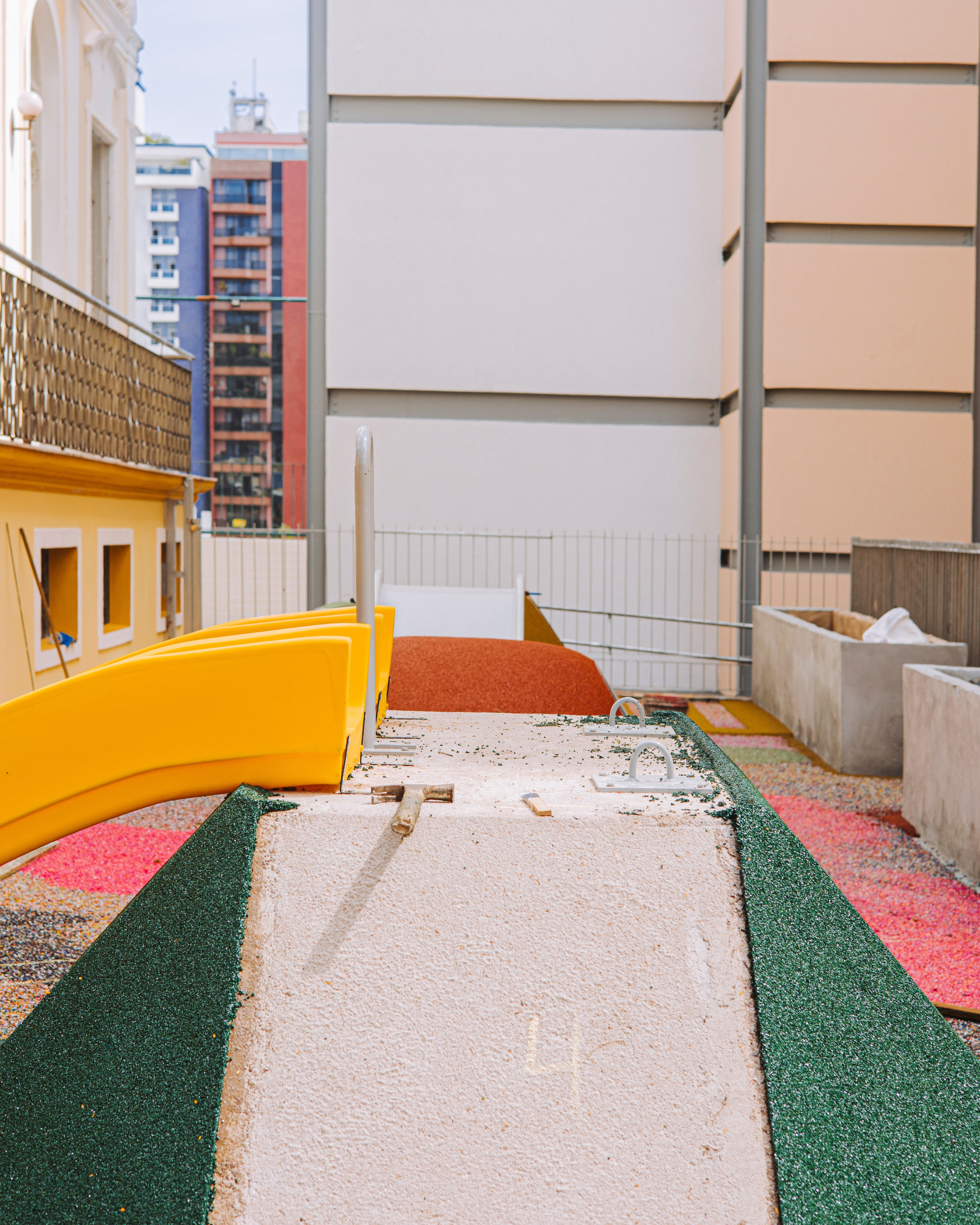 Ecotime Pisos Emborrachados. Caio Almeida