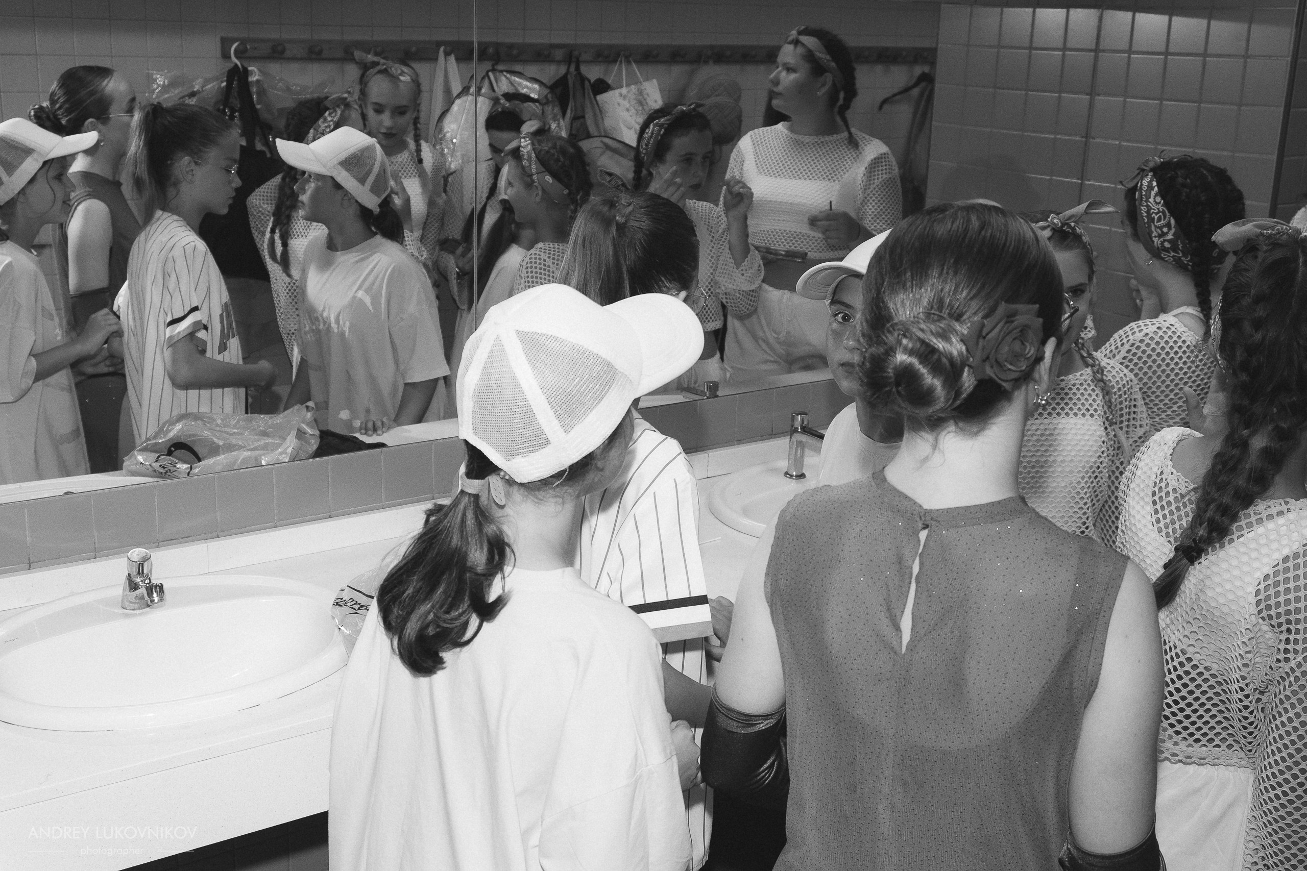 Entre bastidores del concierto final de Like Dance: momentos brillantes tras las cámaras