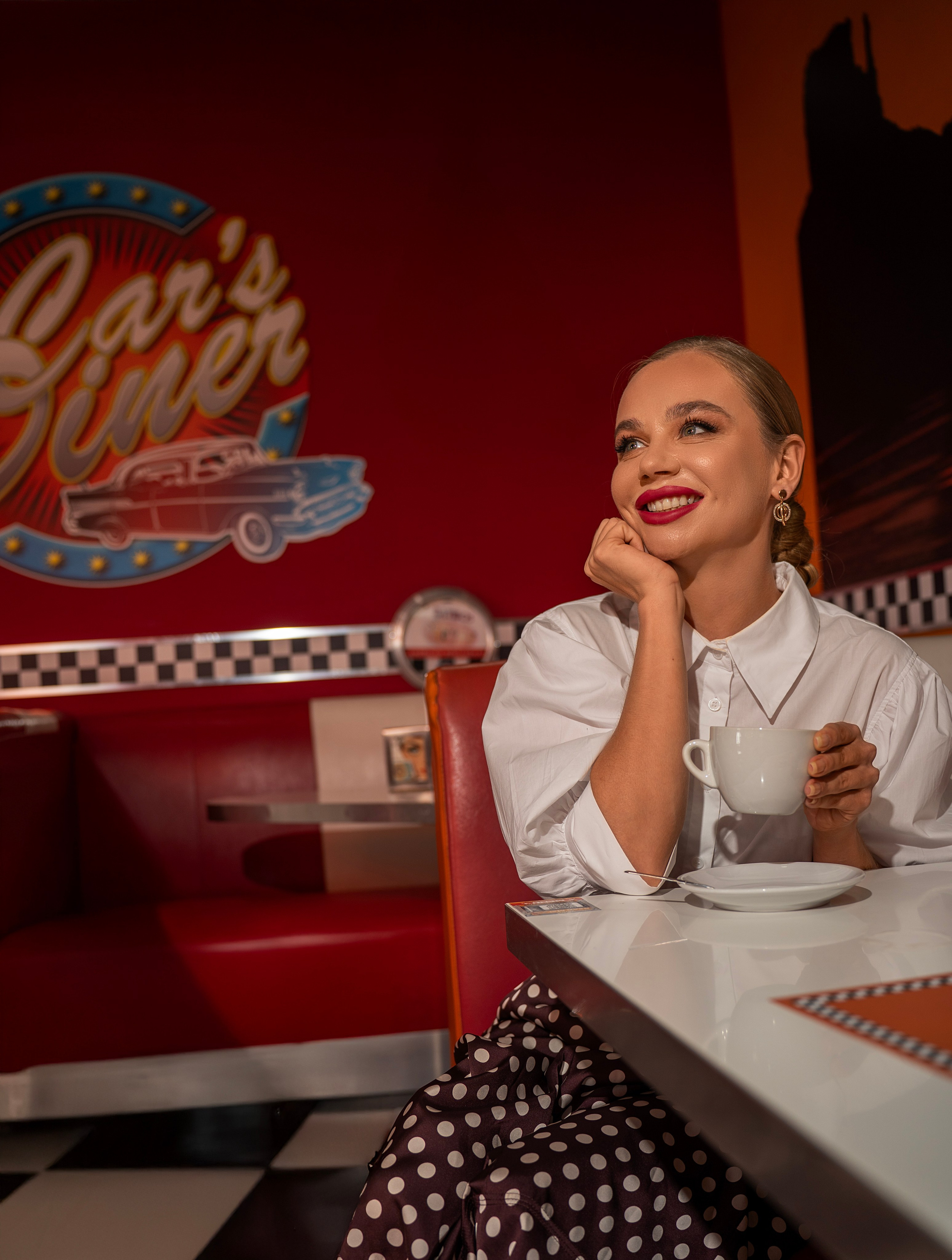 American Diner 50's. Cinematic Photography in Spain | Photographer & Videographer