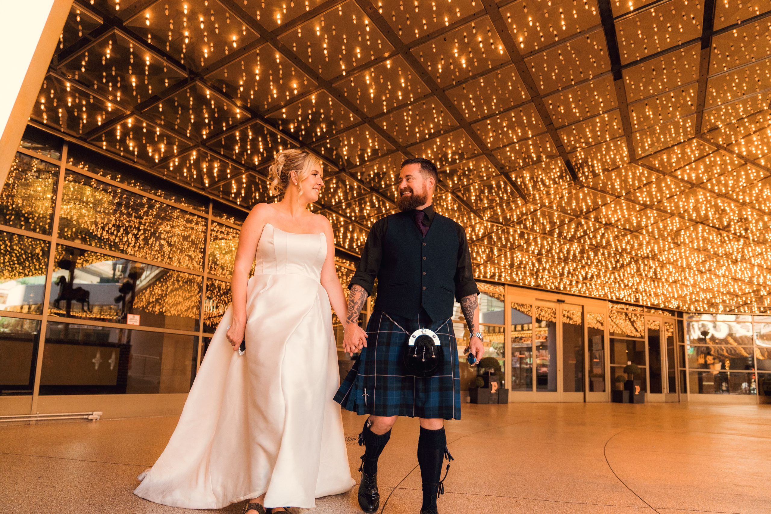 Chelsey&John. 10.1.24. Wedding & elopement photographer Viktoriya Kravtsov. Las Vegas