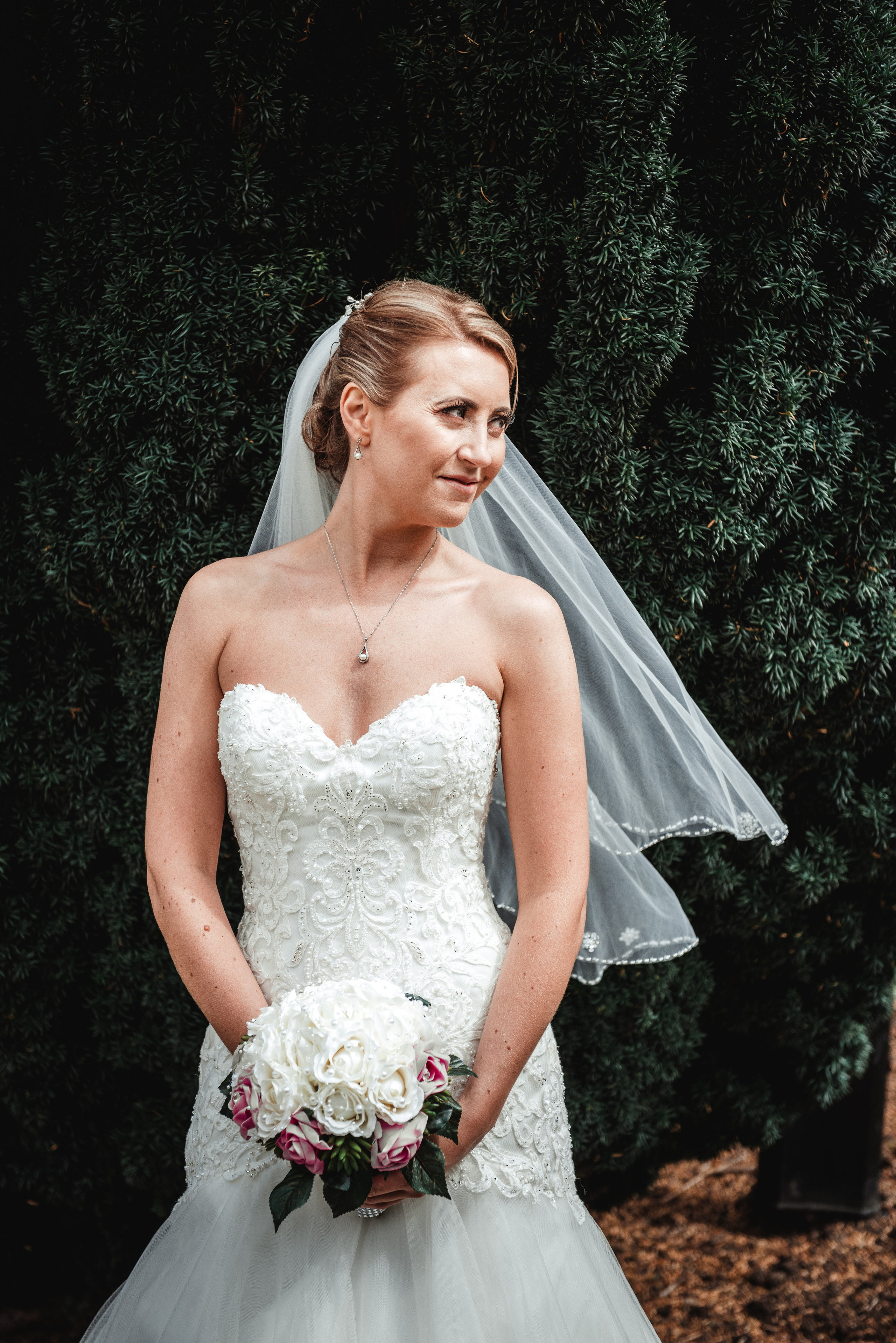 Wedding photos. Portrait and Family photographer based in Larkhall Scotland