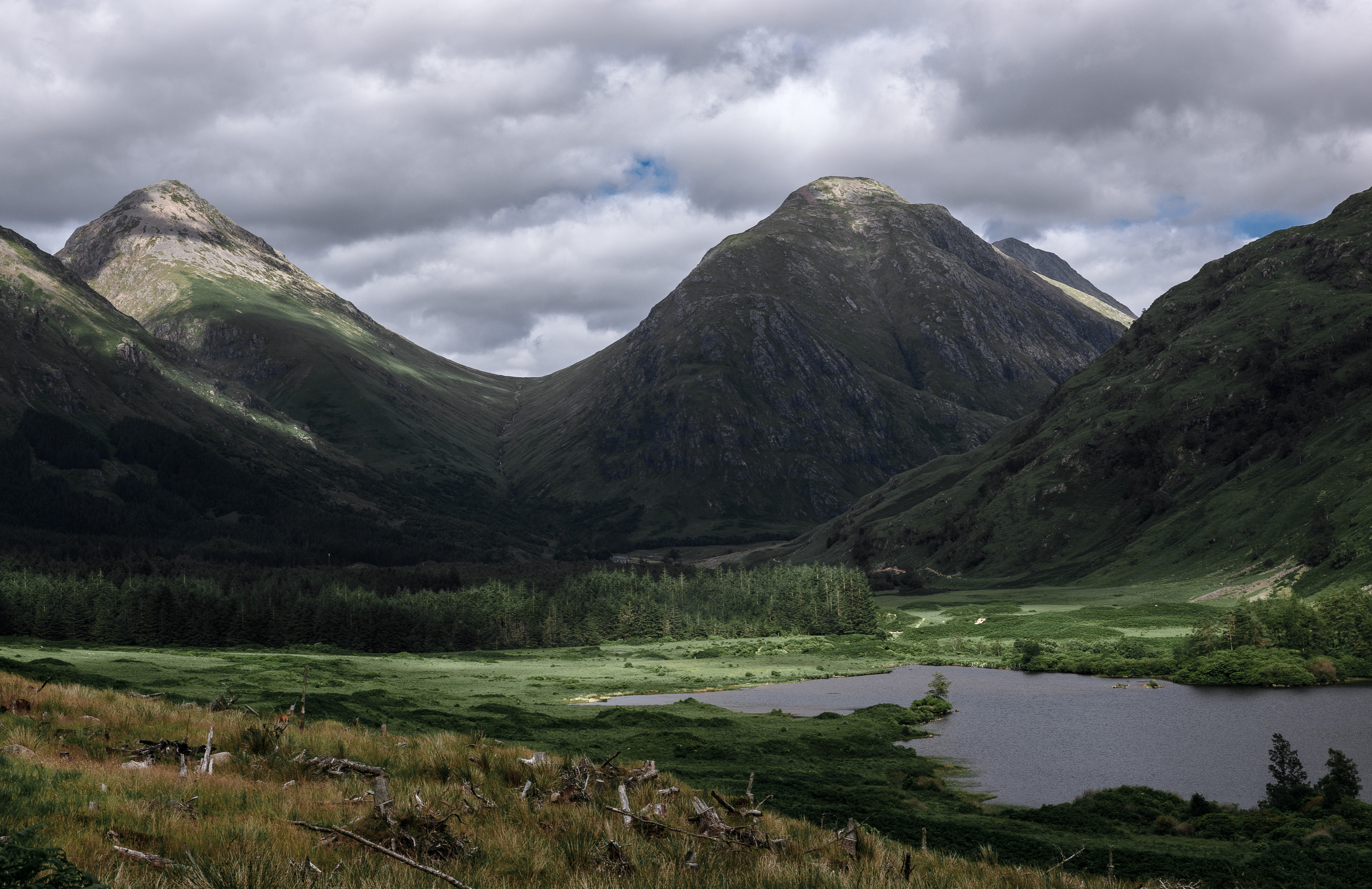 Landscape. Portrait and Family photographer based in Larkhall Scotland