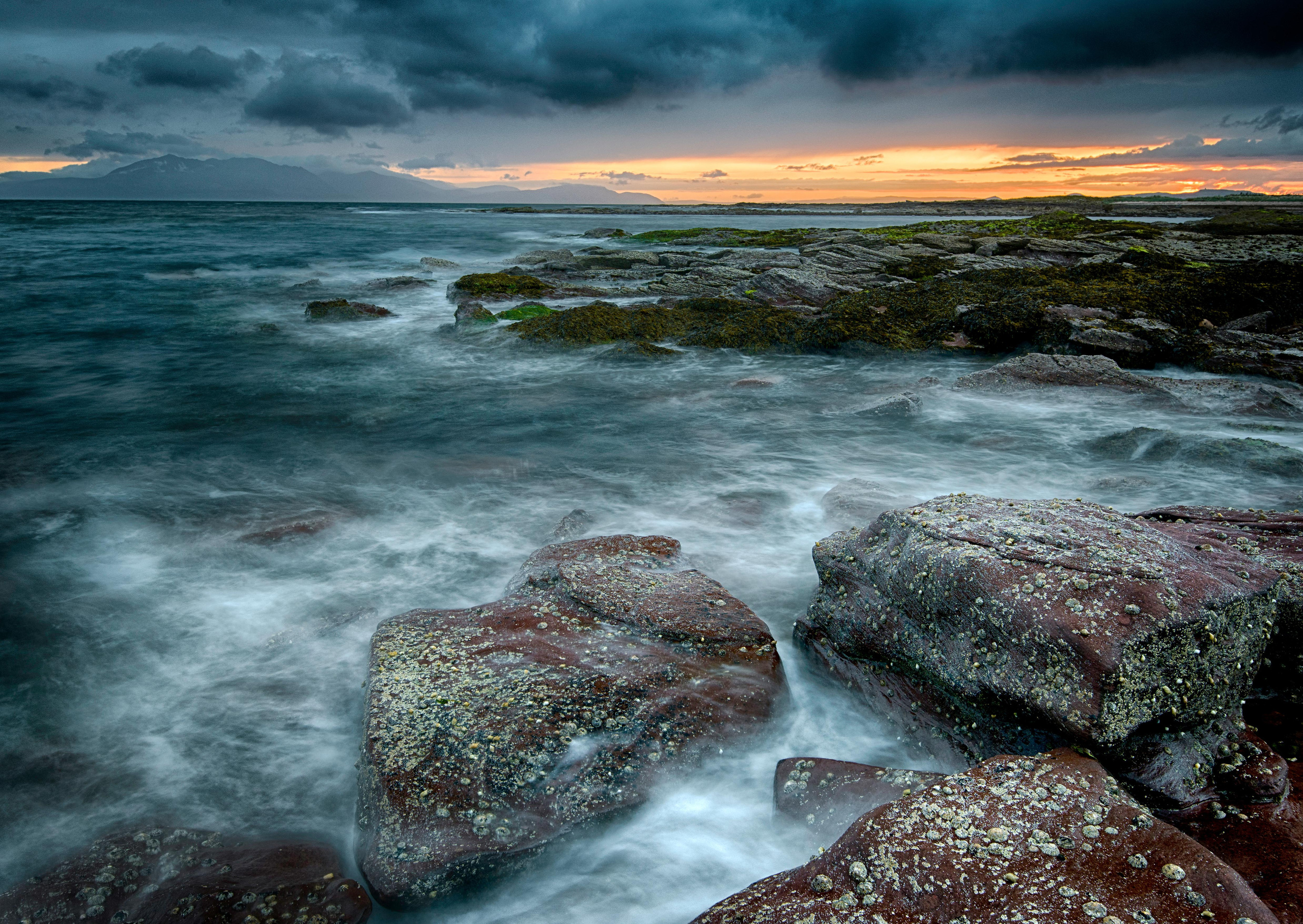 Landscape. Portrait and Family photographer based in Larkhall Scotland