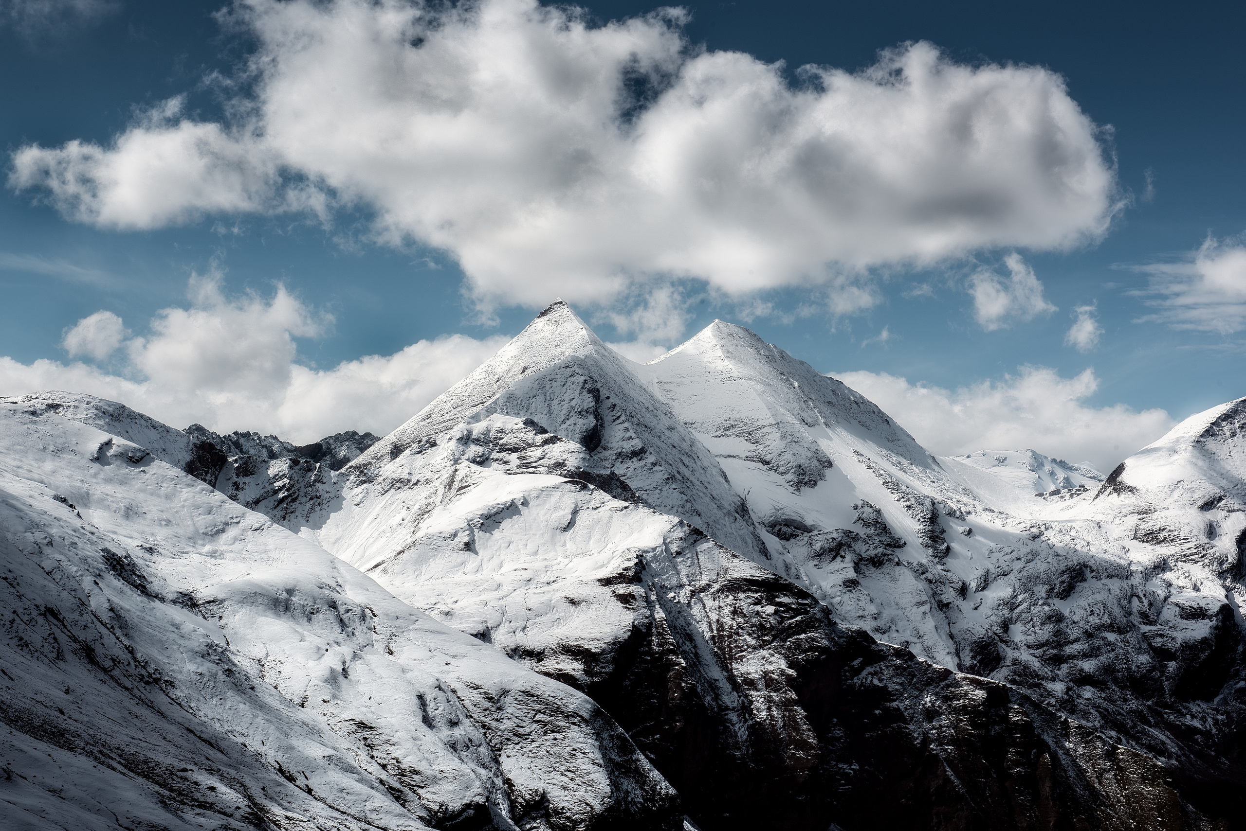 Landscape. Portrait and Family photographer based in Larkhall Scotland