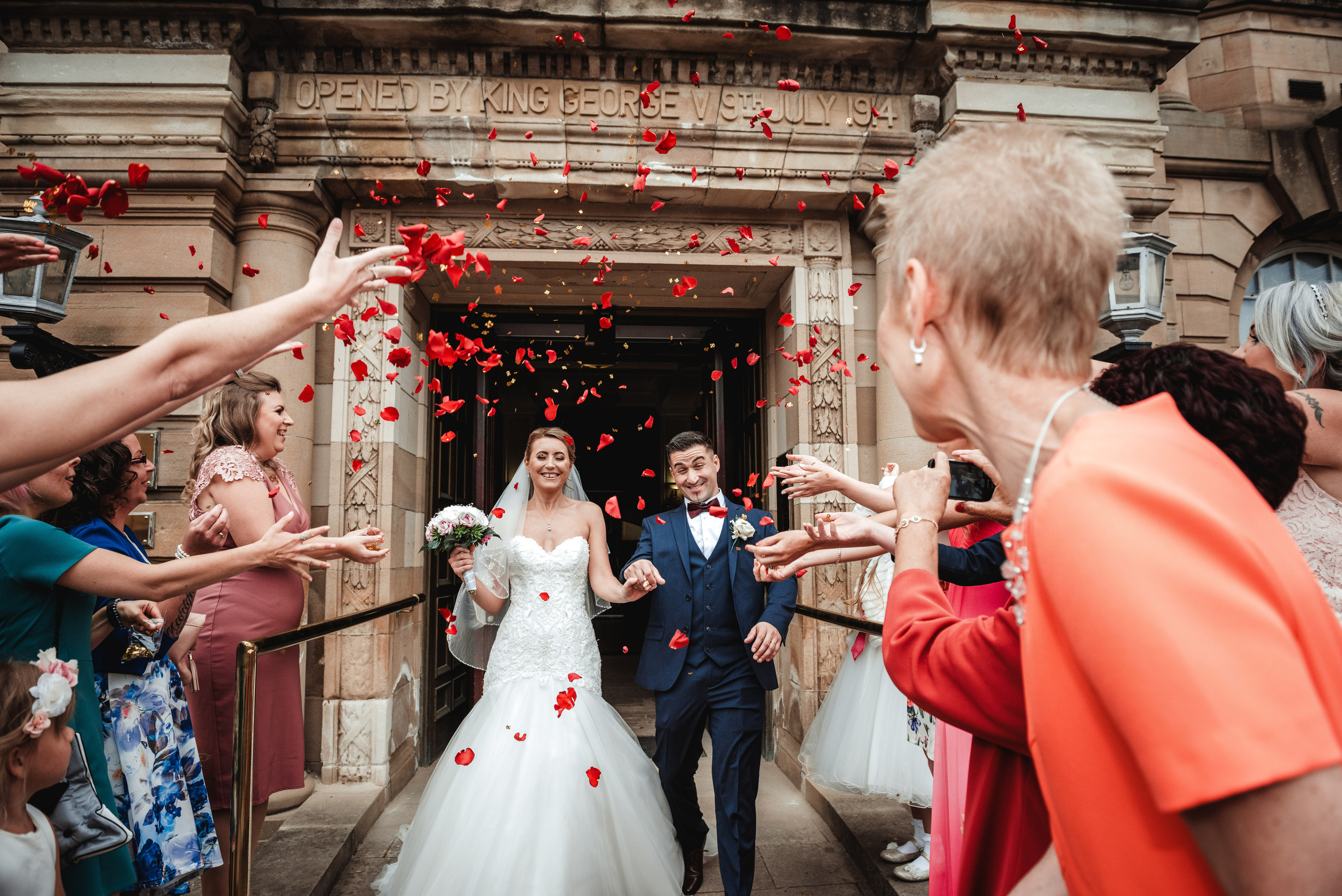 Wedding photos. Portrait and Family photographer based in Larkhall Scotland